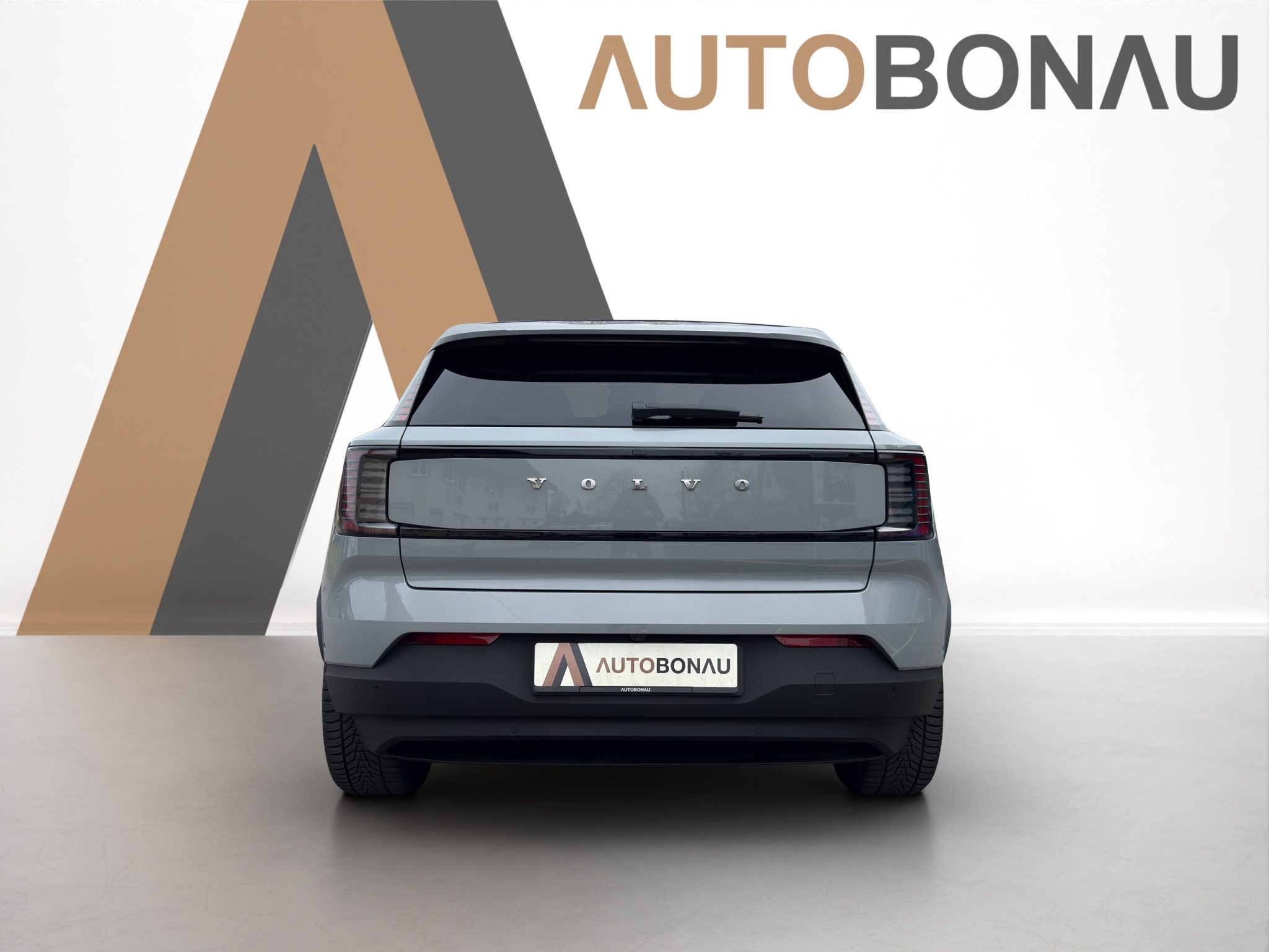 listing desktop thumbnail image 3