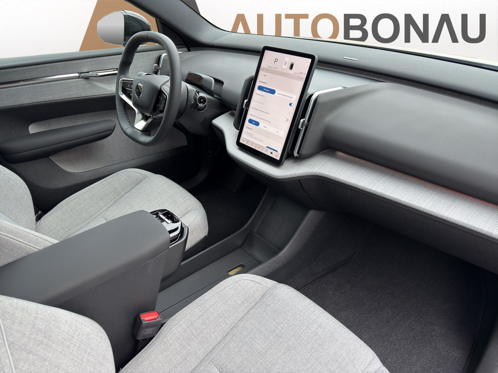 listing desktop thumbnail image 10