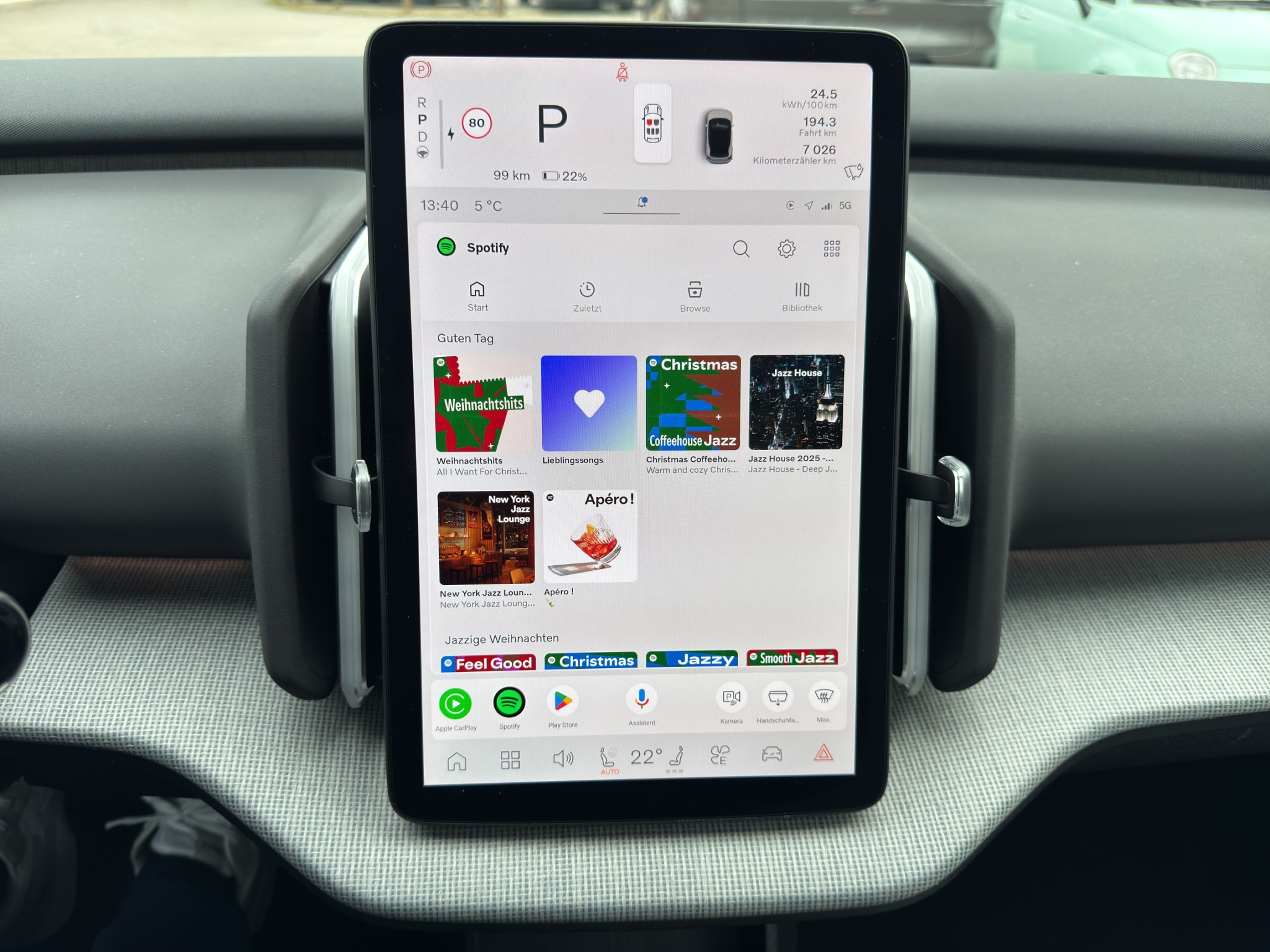 listing desktop thumbnail image 25