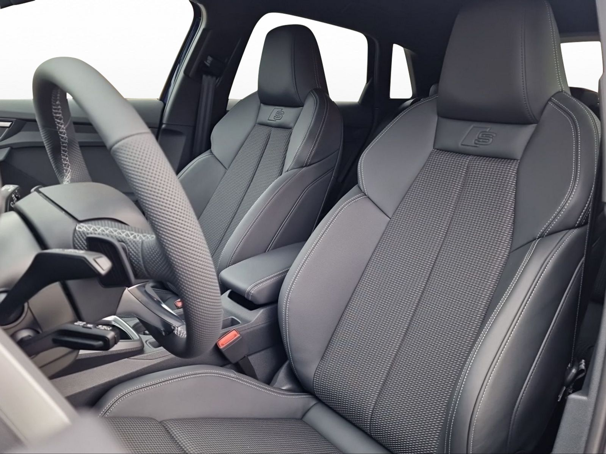 listing desktop thumbnail image 7