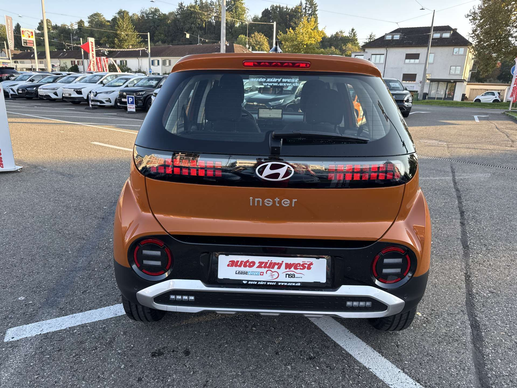 listing desktop thumbnail image 14