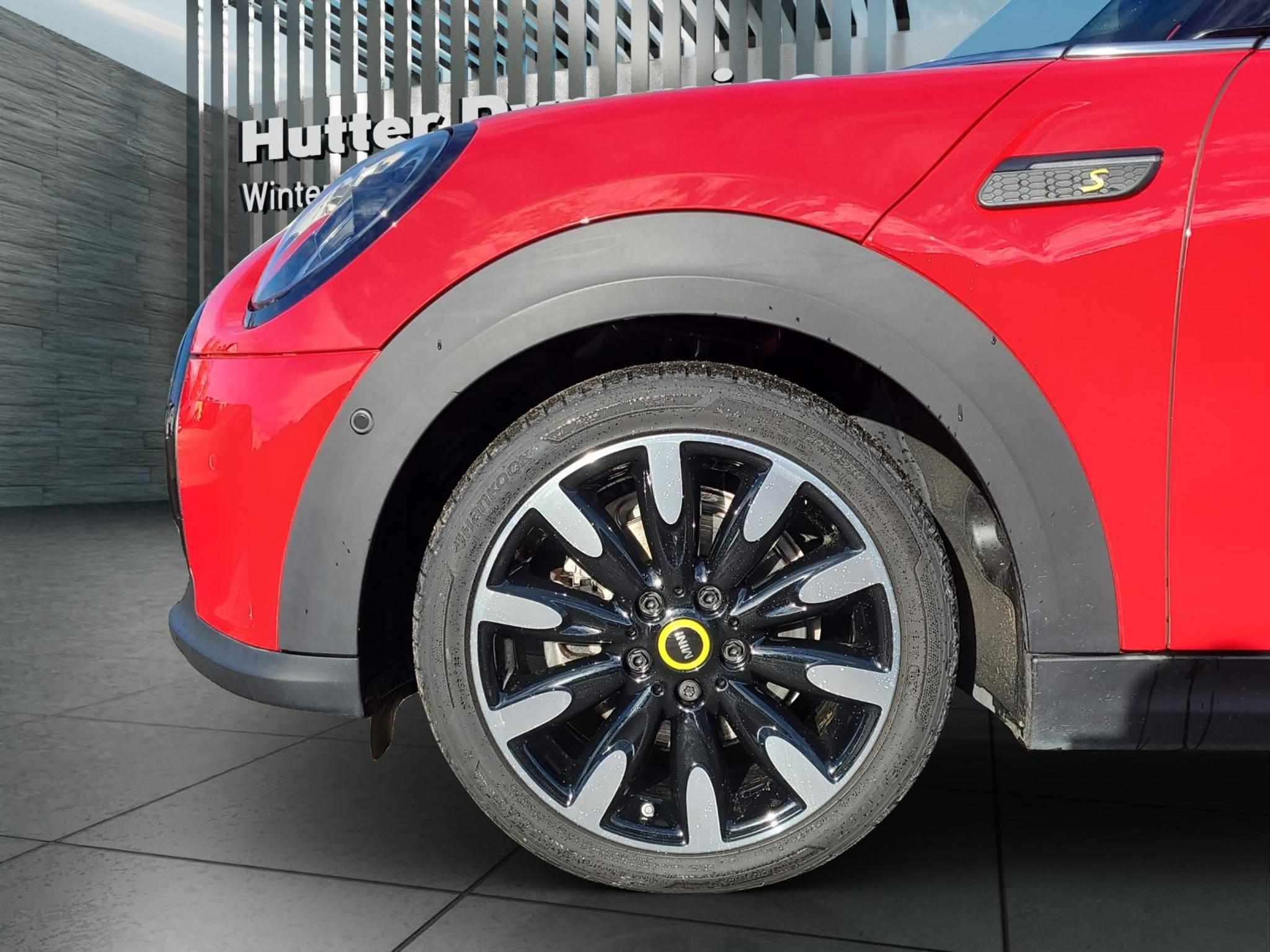 listing desktop thumbnail image 9