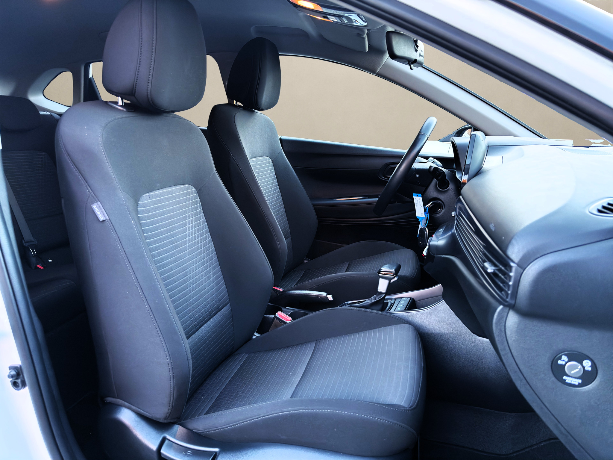 listing desktop thumbnail image 9