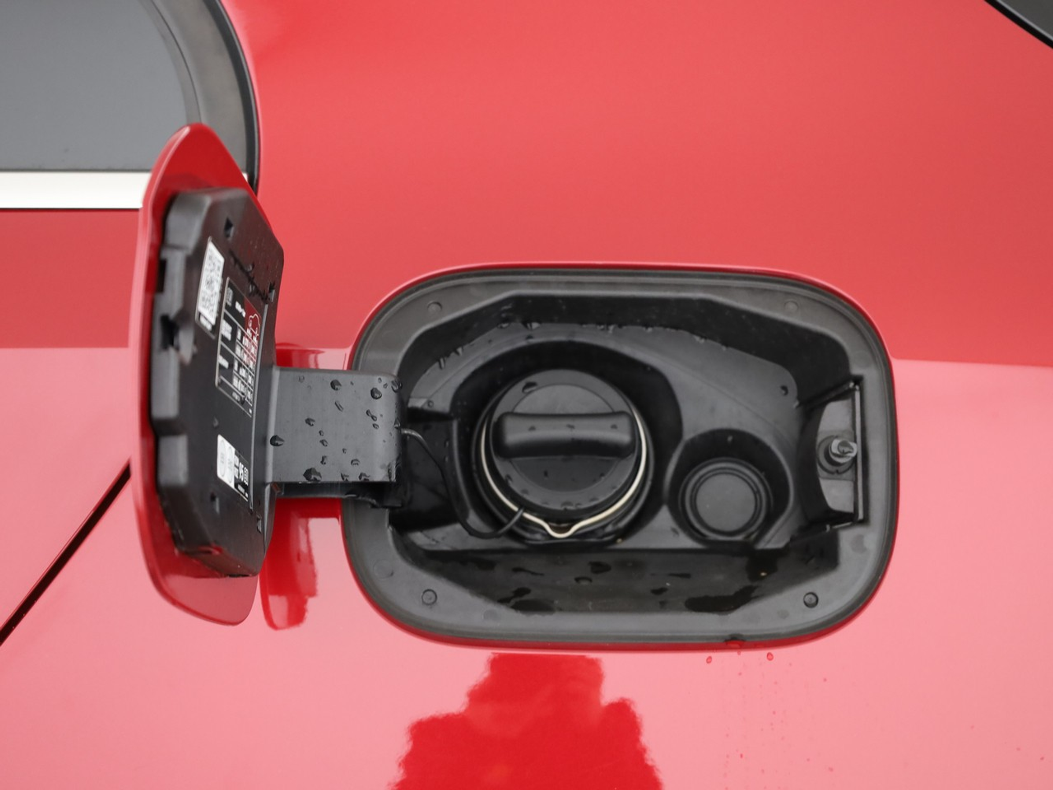 listing desktop thumbnail image 4