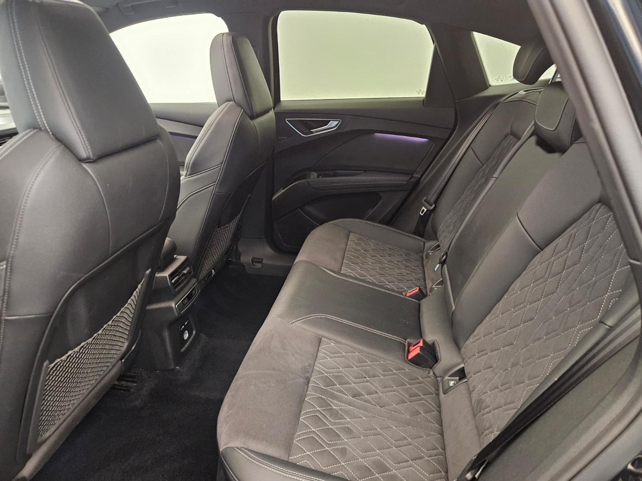 listing desktop thumbnail image 12