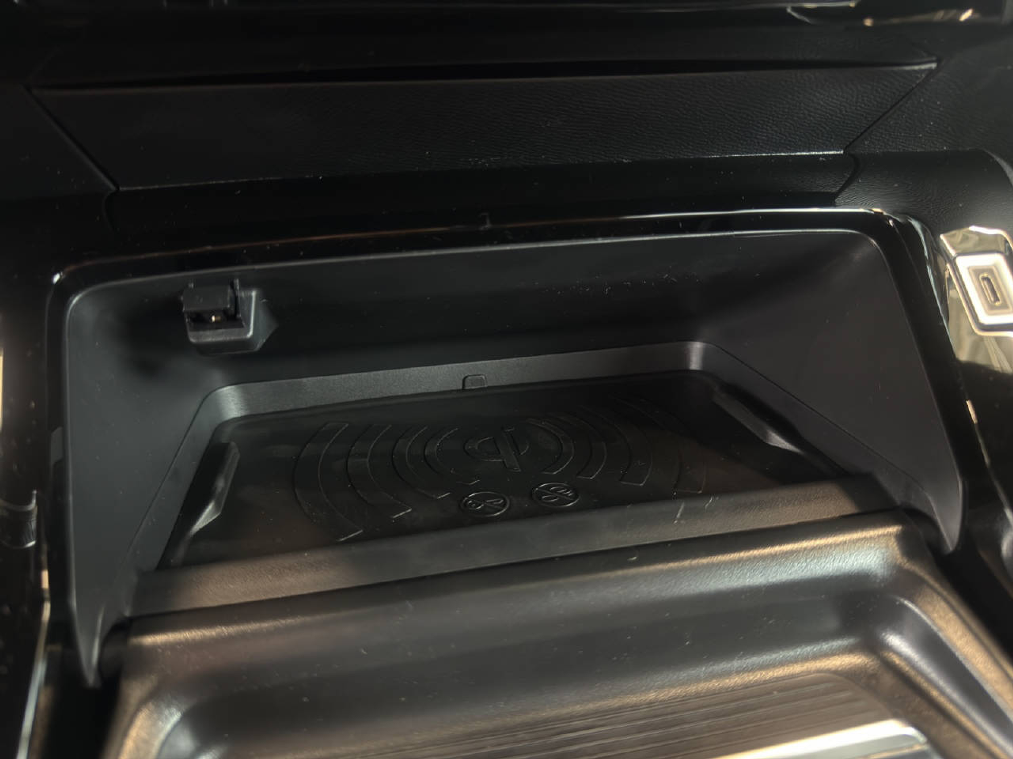 listing desktop thumbnail image 9