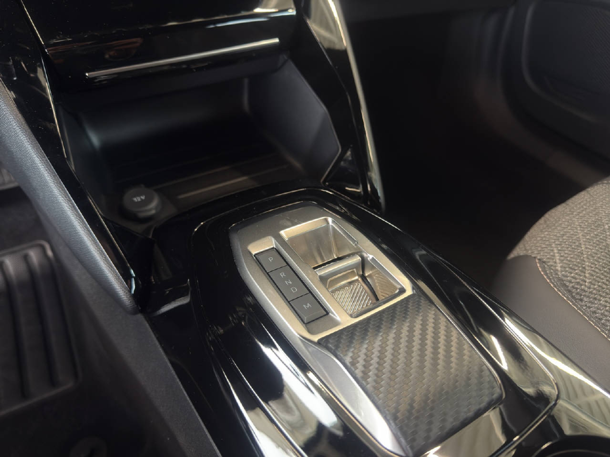 listing desktop thumbnail image 10