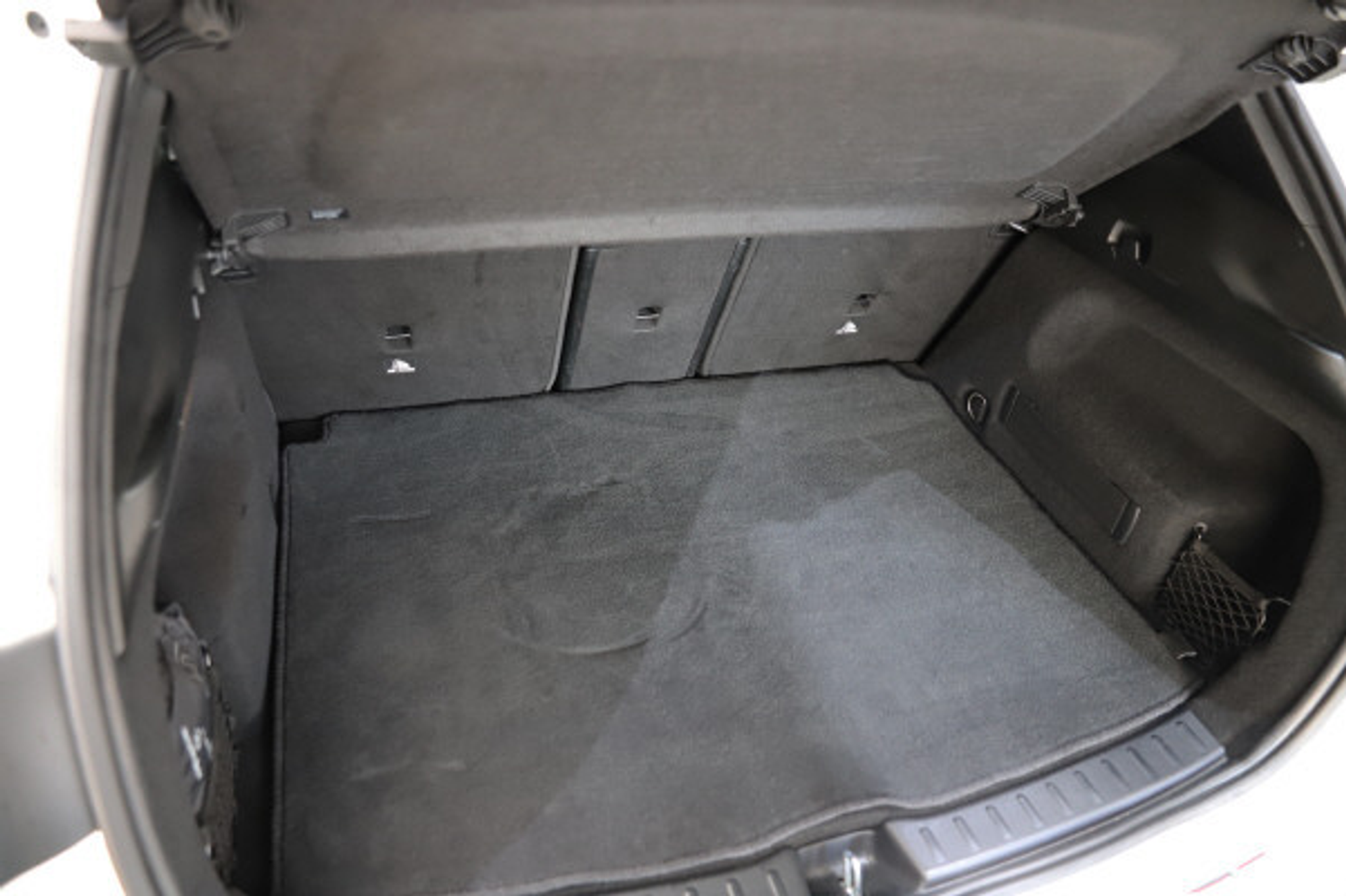 listing desktop thumbnail image 11