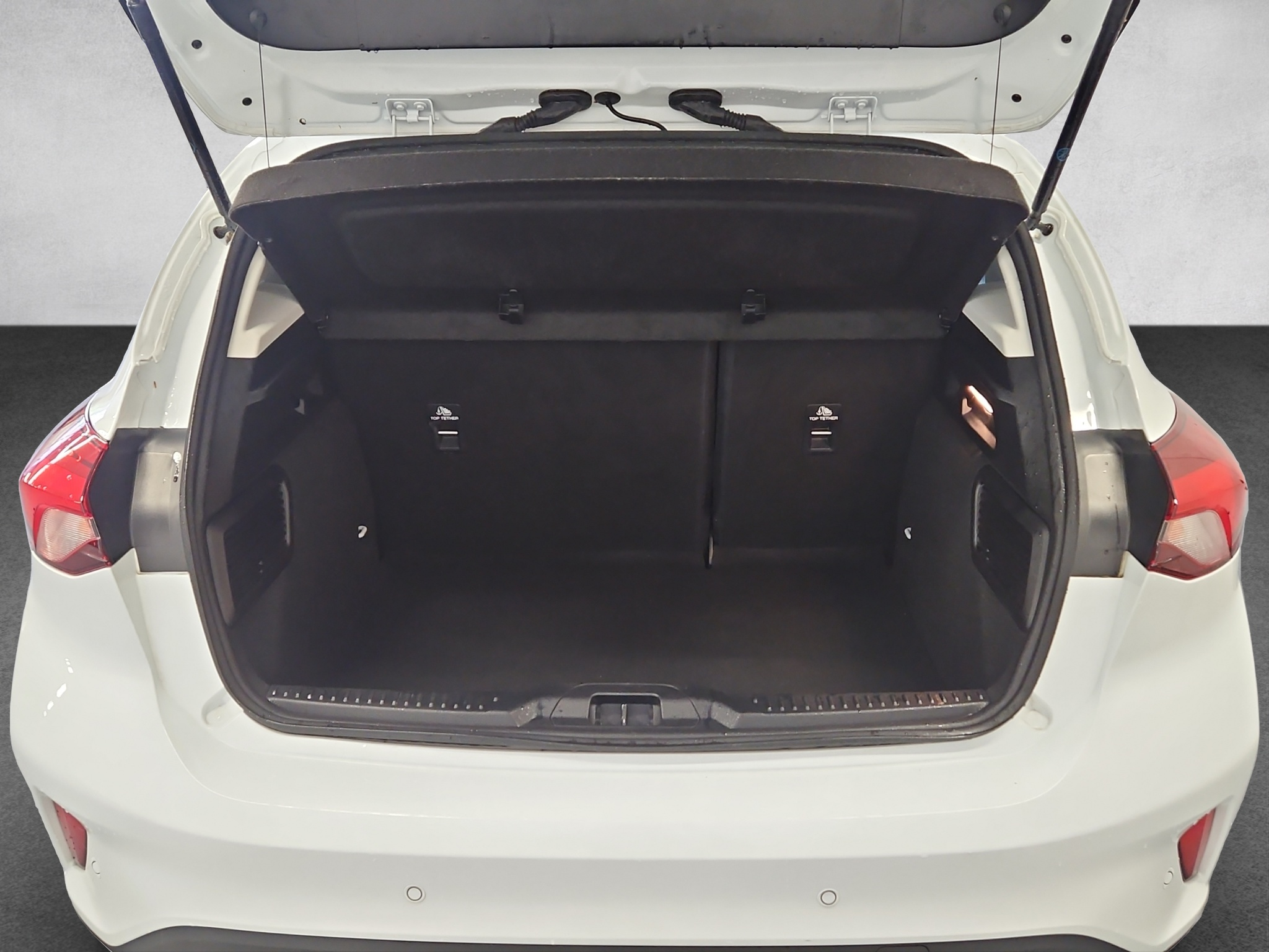 listing desktop thumbnail image 12