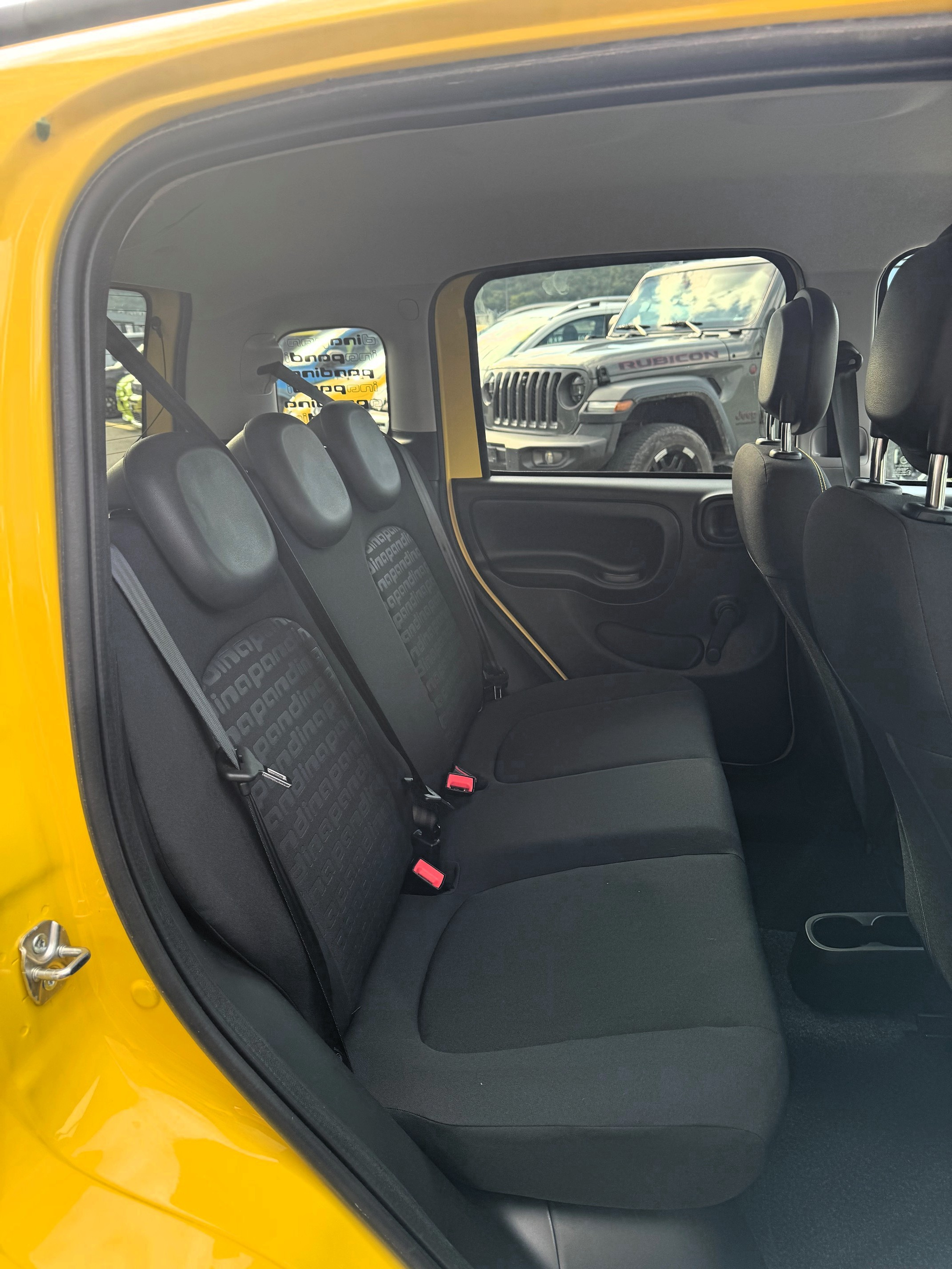 listing desktop thumbnail image 15