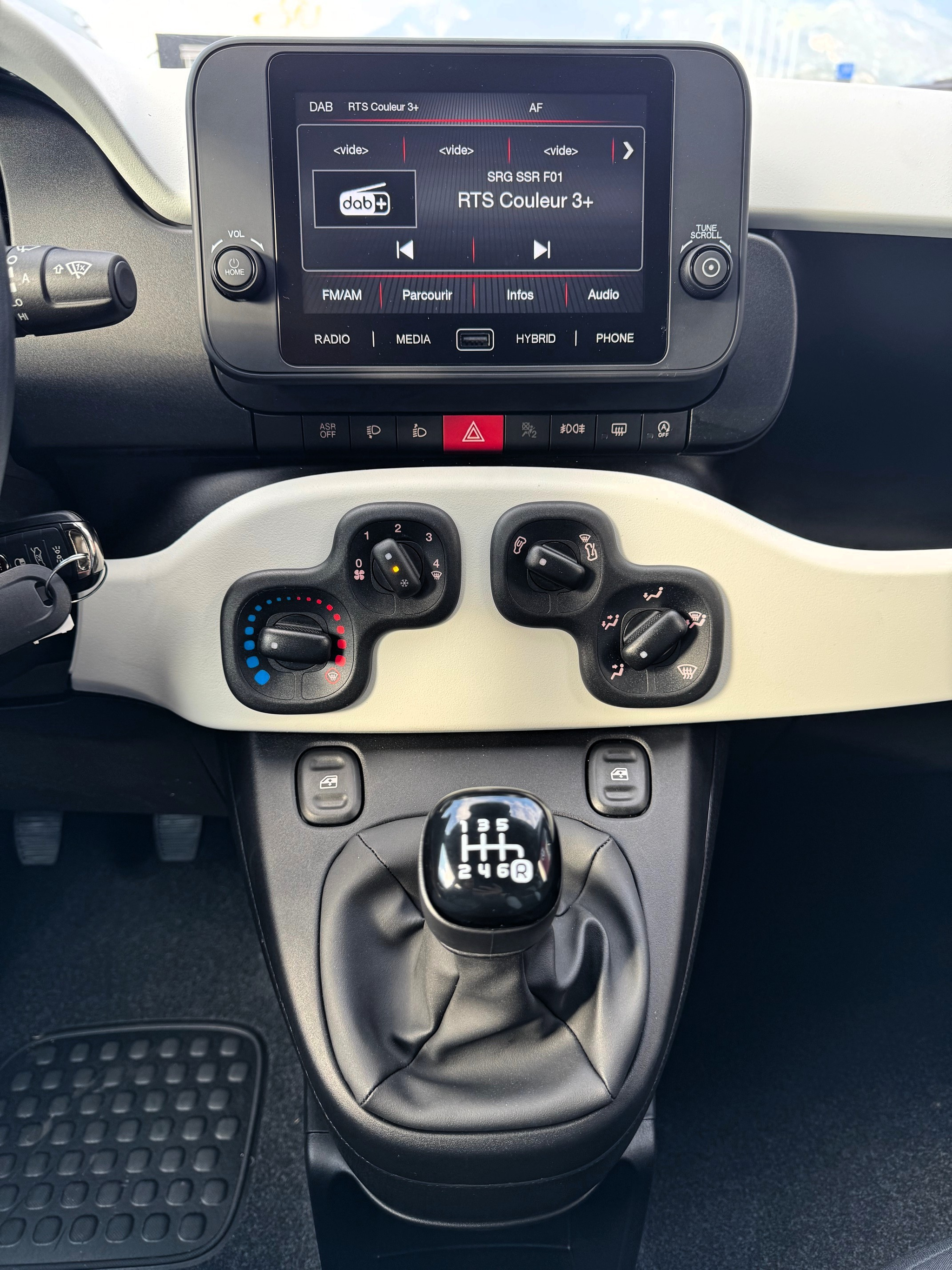 listing desktop thumbnail image 10