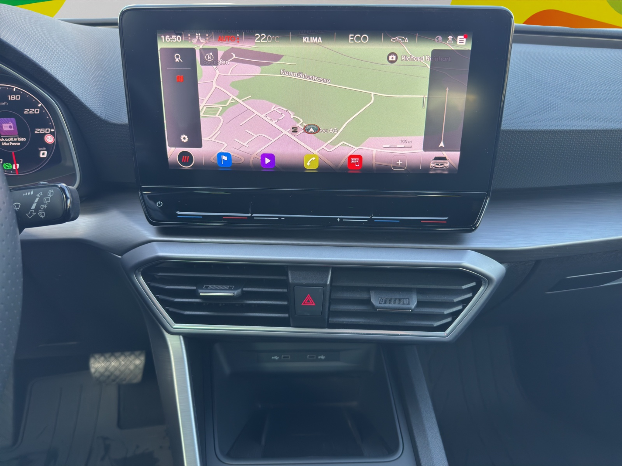 listing desktop thumbnail image 9