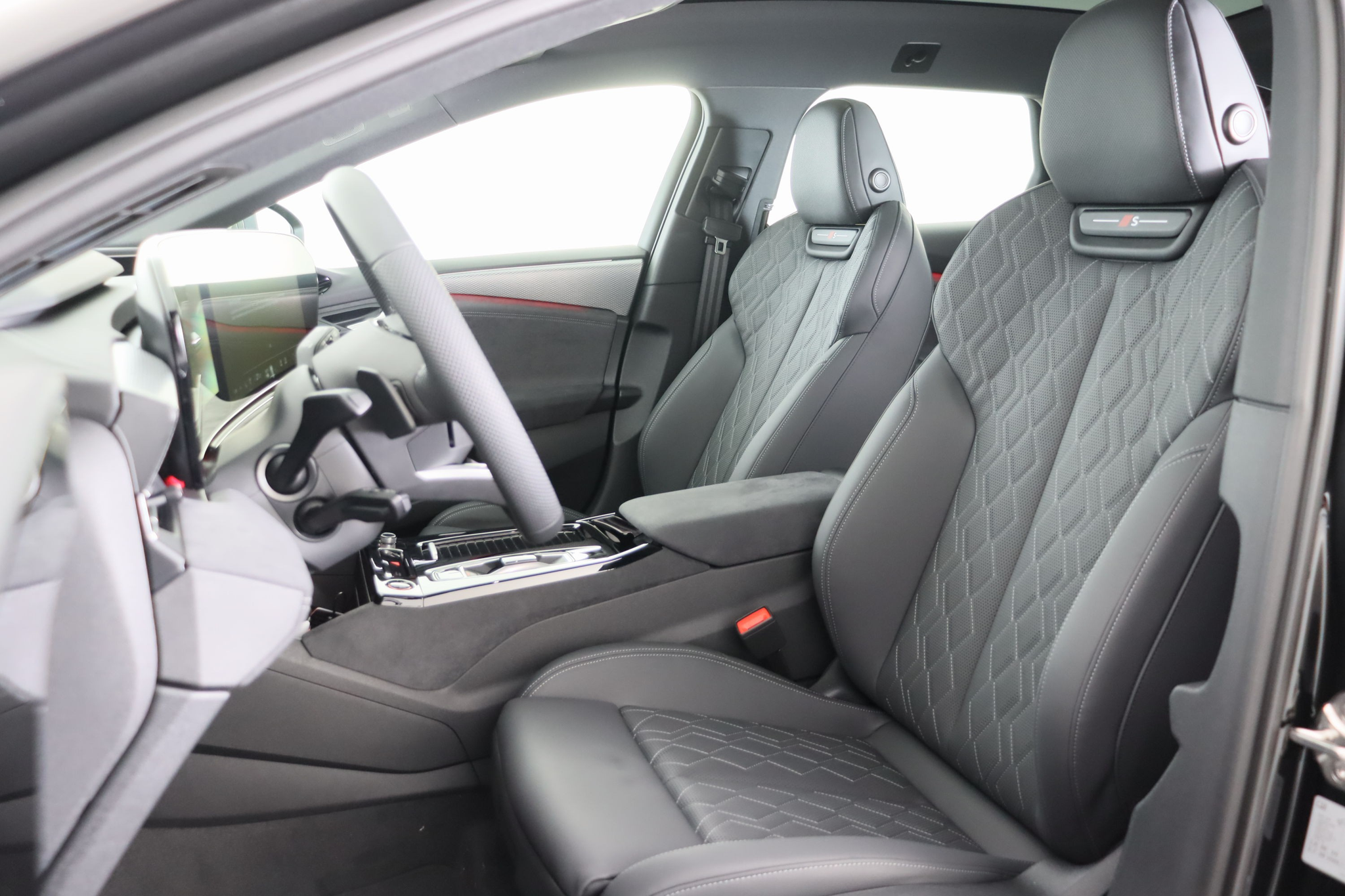 listing desktop thumbnail image 9