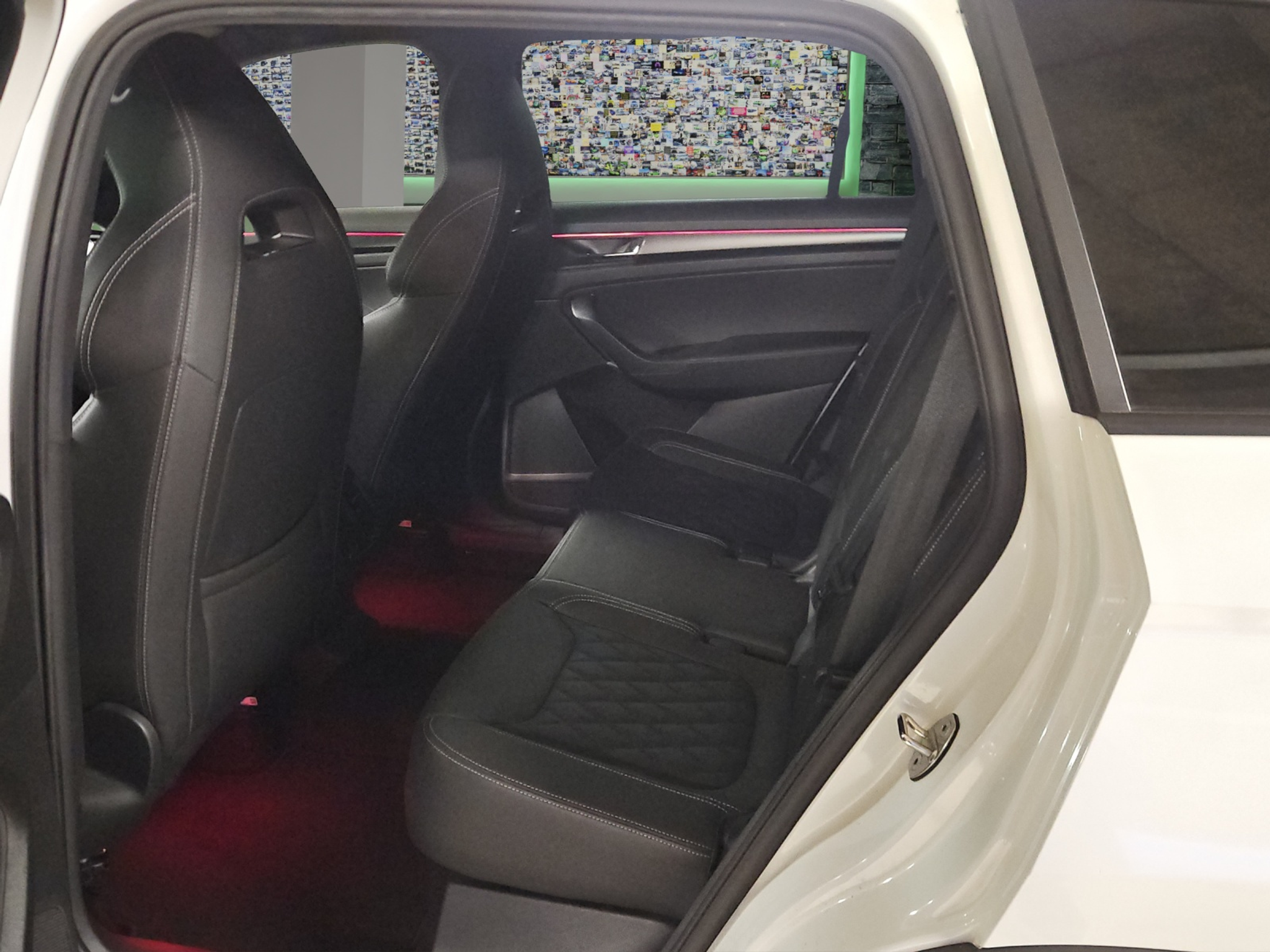 listing desktop thumbnail image 9