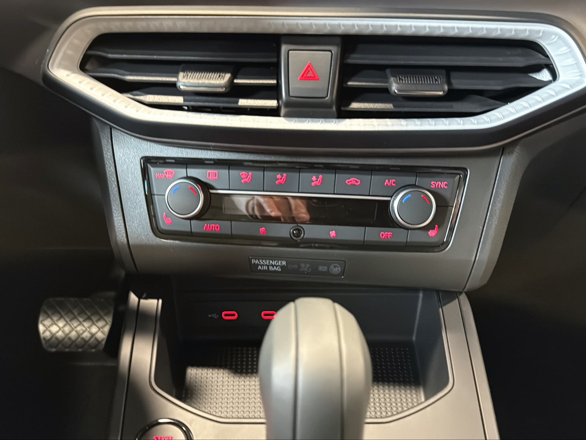 listing desktop thumbnail image 11