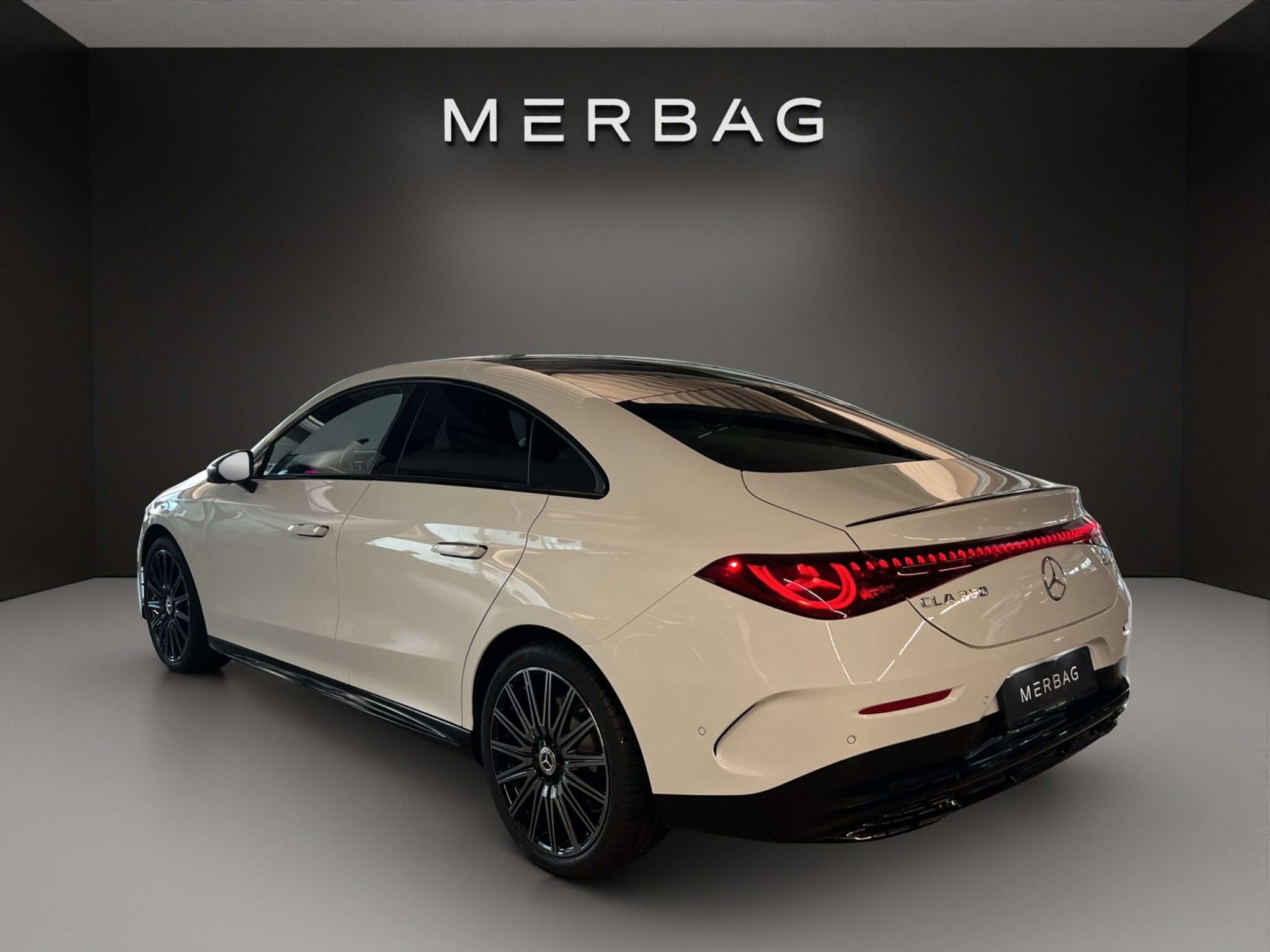 listing desktop thumbnail image 3