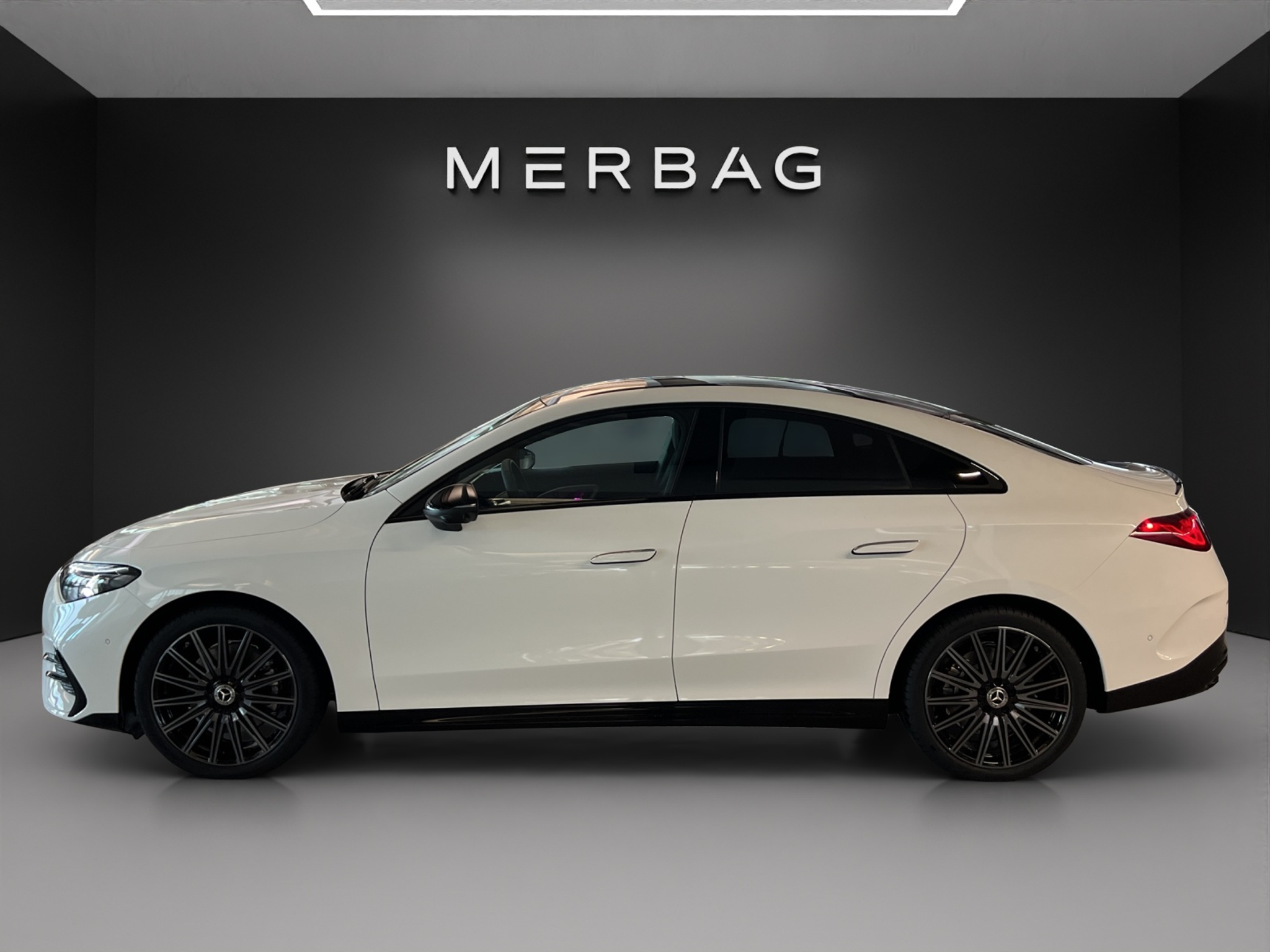 listing desktop thumbnail image 1