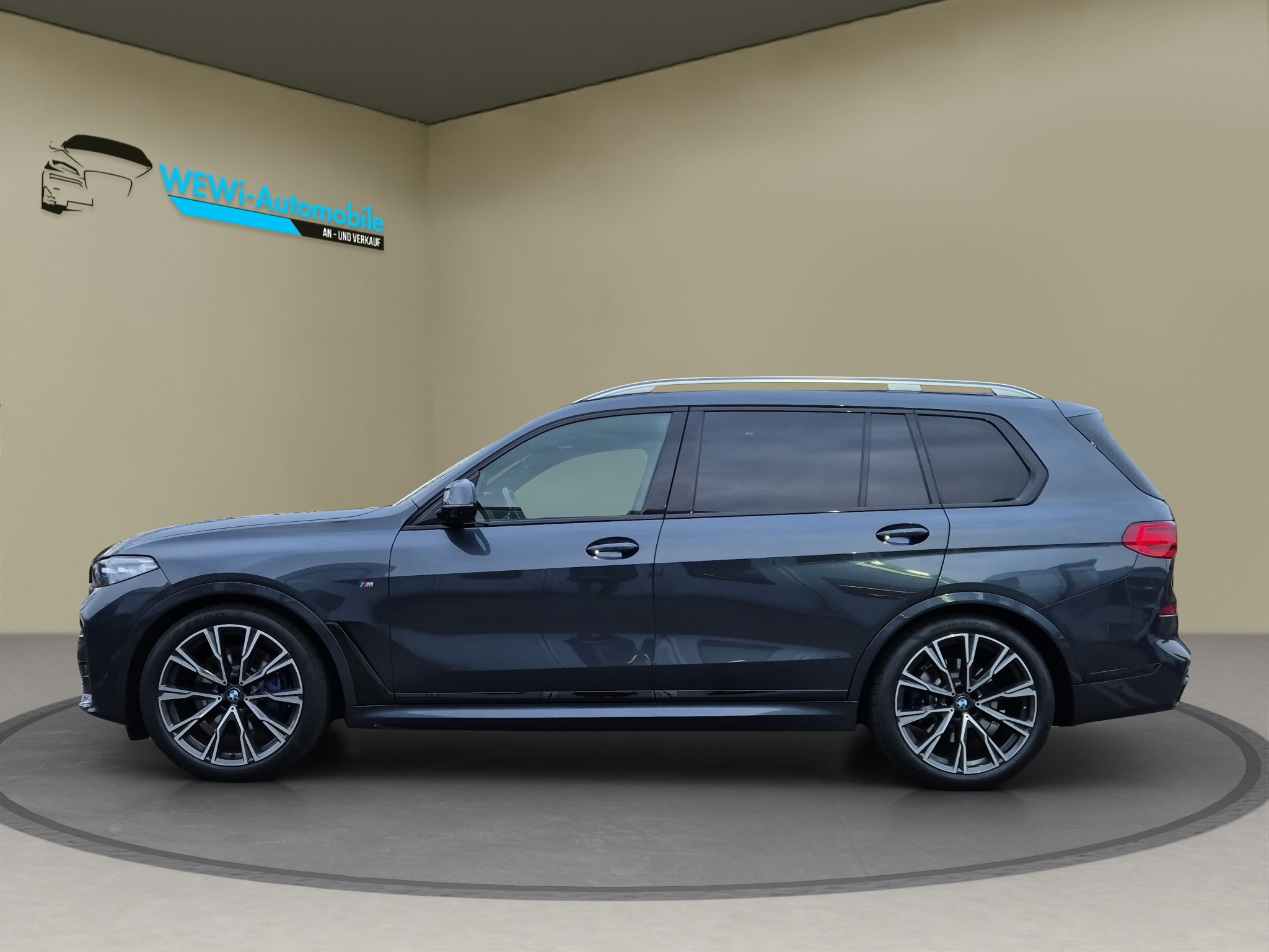 listing desktop thumbnail image 1