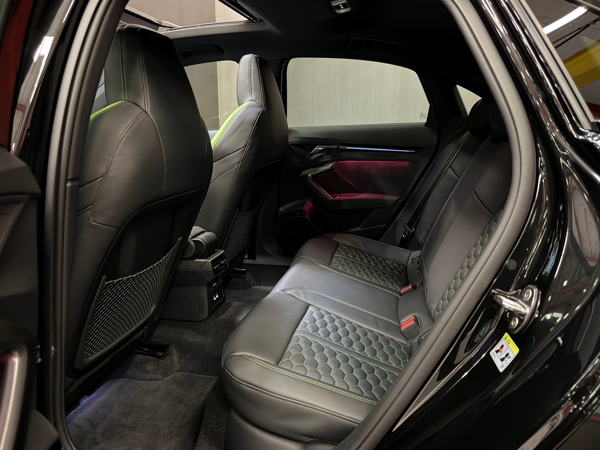 listing desktop thumbnail image 14