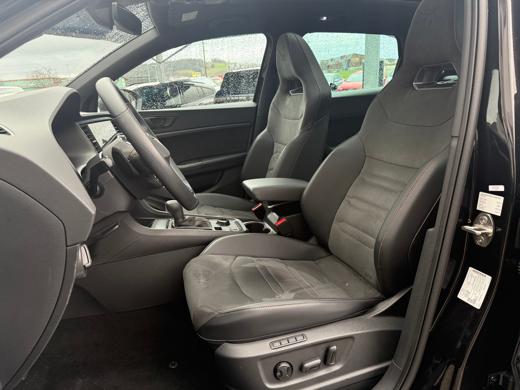 listing desktop thumbnail image 7