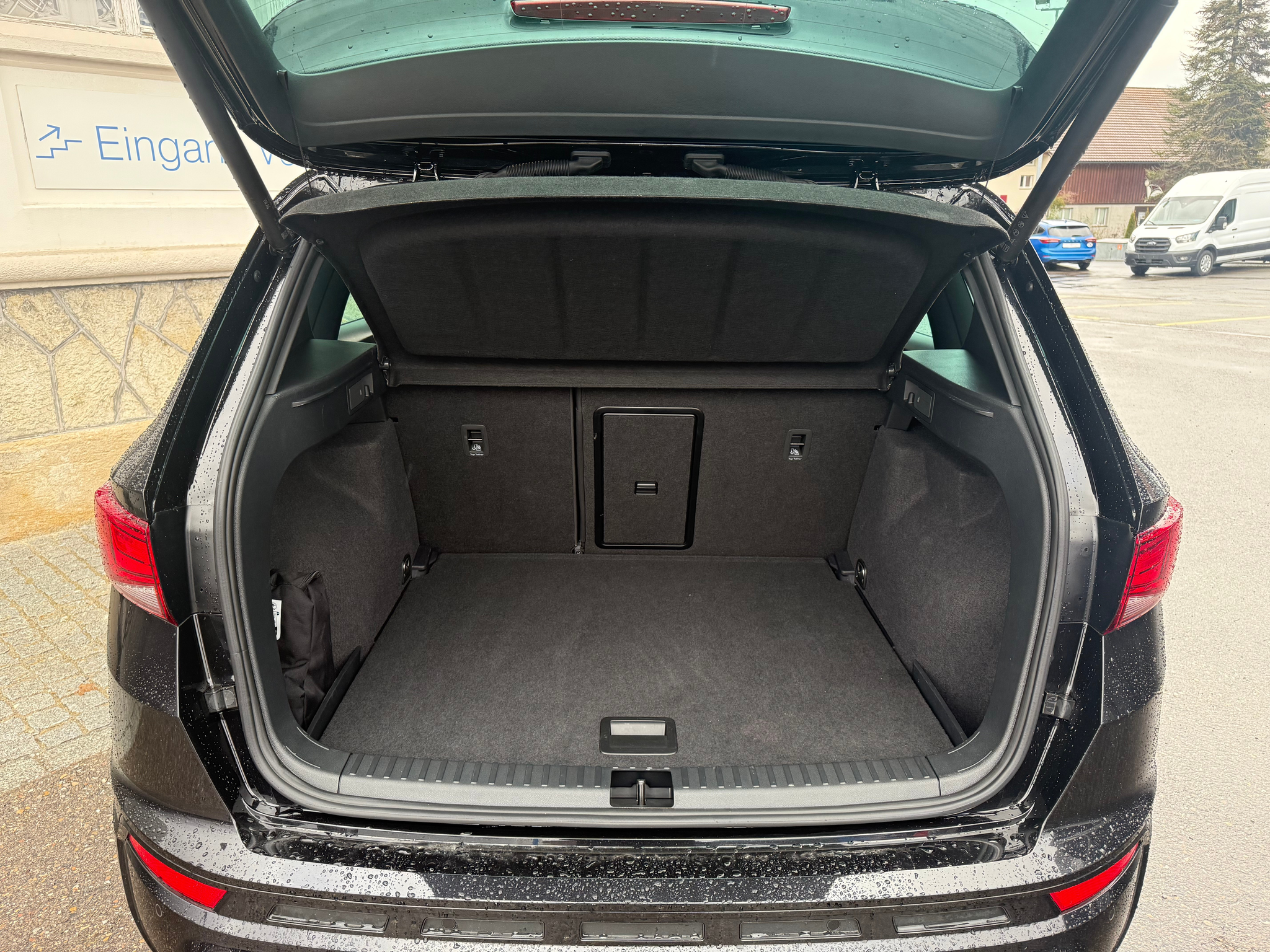 listing desktop thumbnail image 5