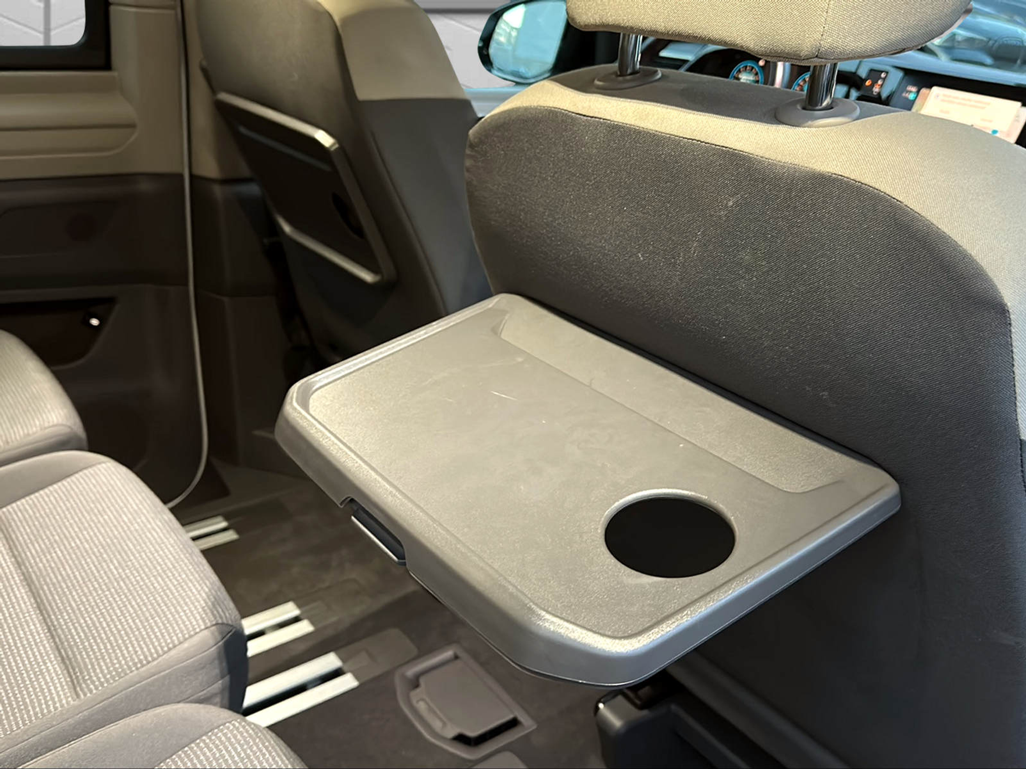 listing desktop thumbnail image 18