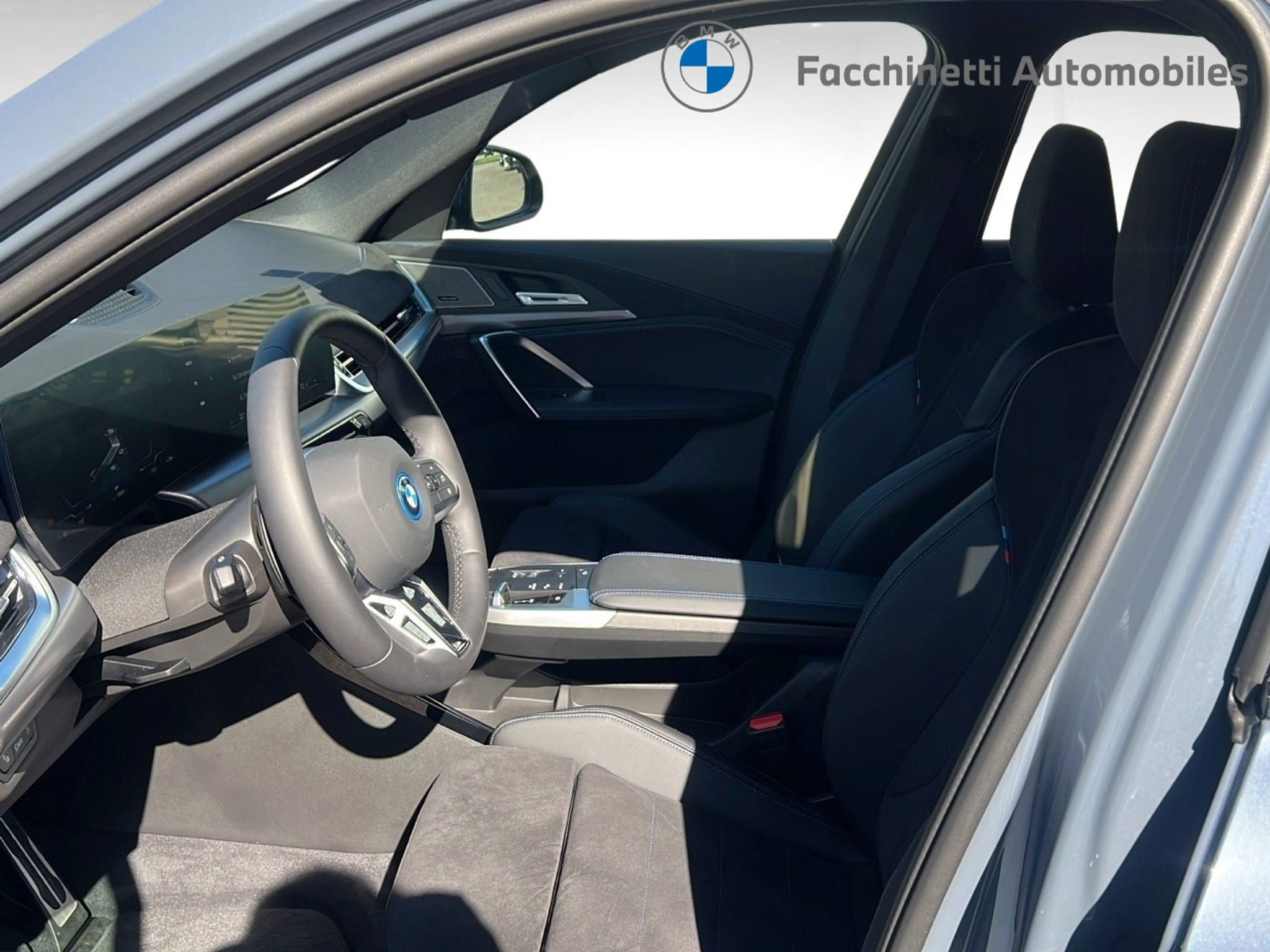 listing desktop thumbnail image 9