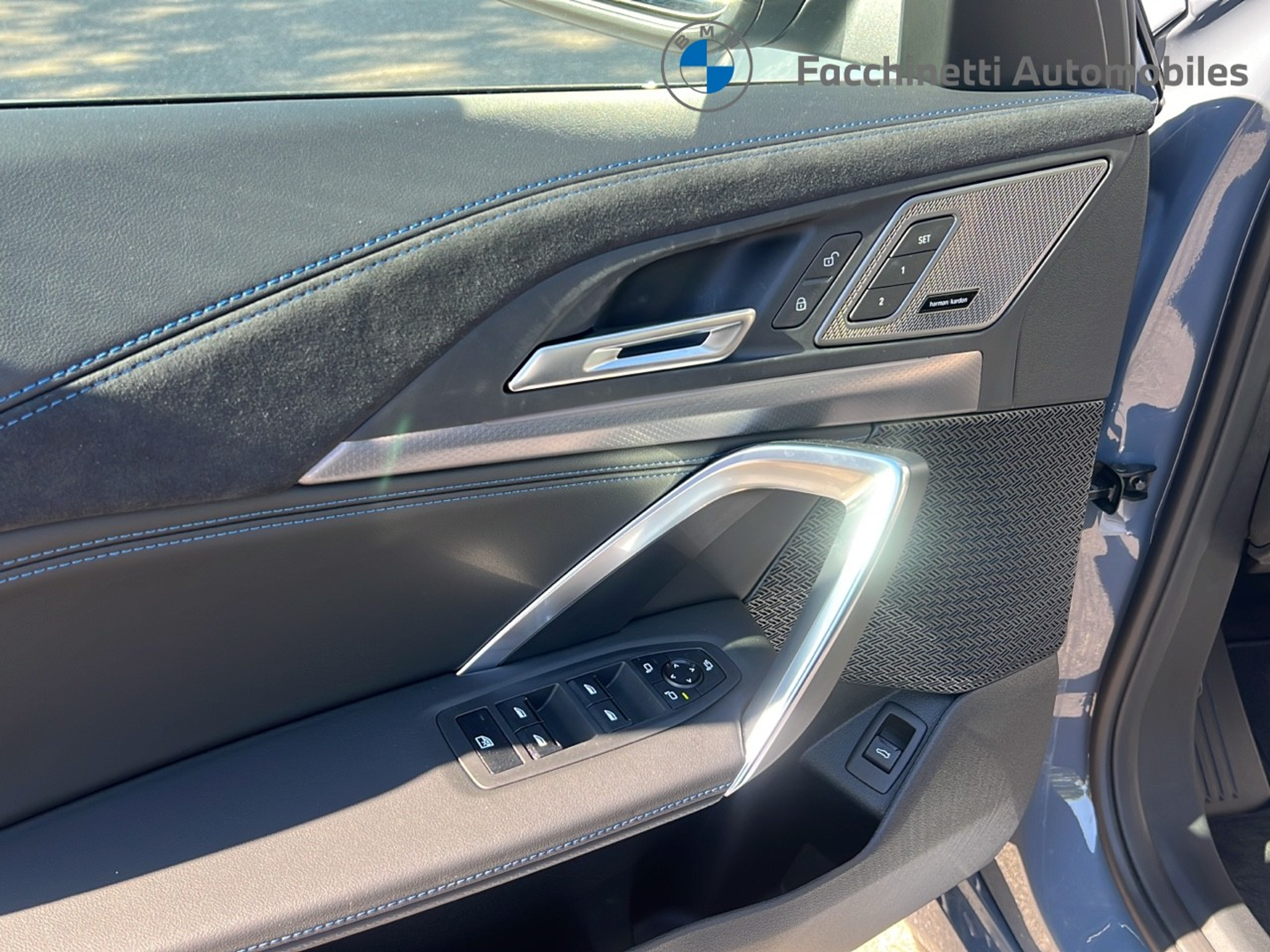 listing desktop thumbnail image 10