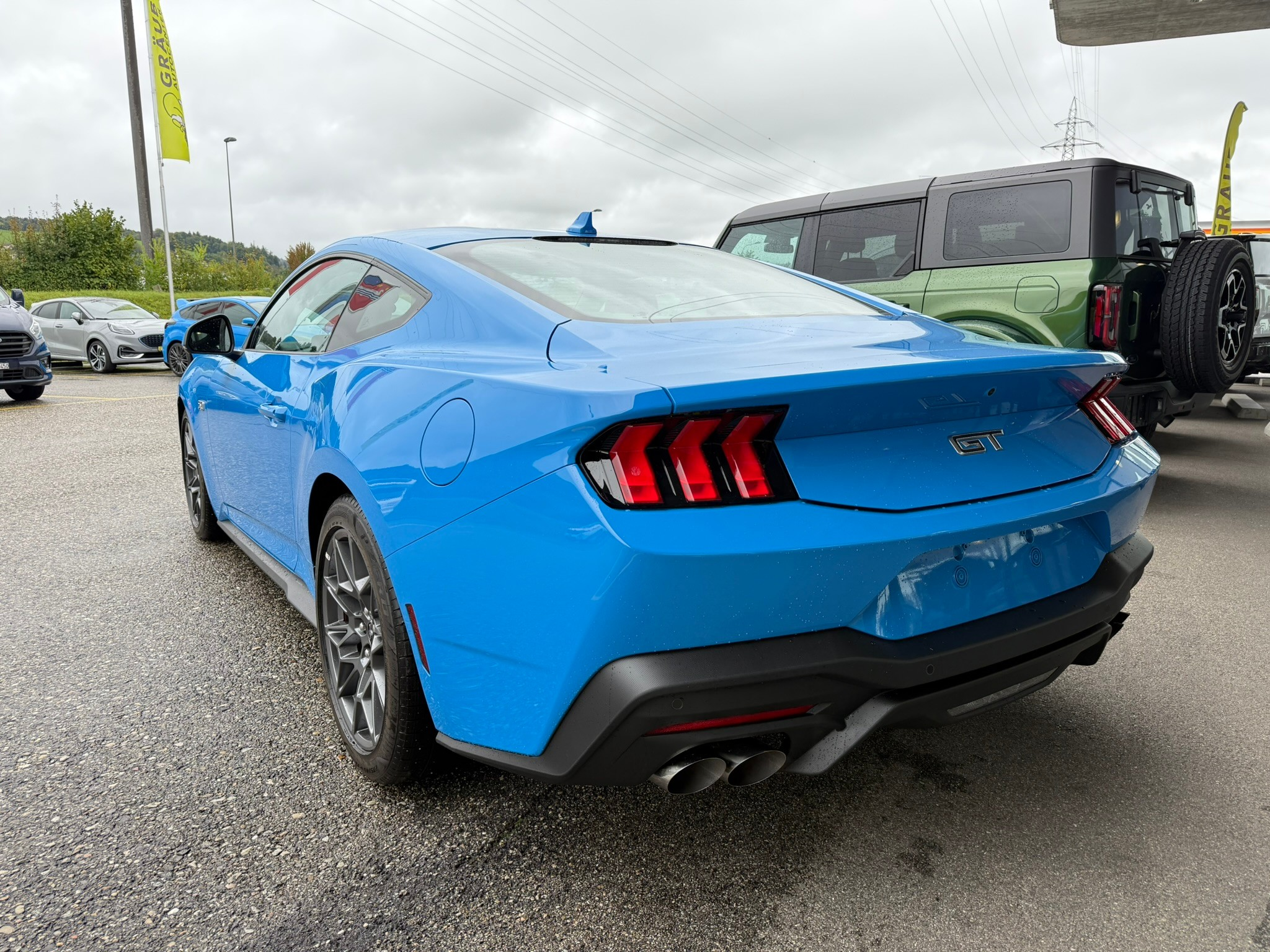 listing desktop thumbnail image 4