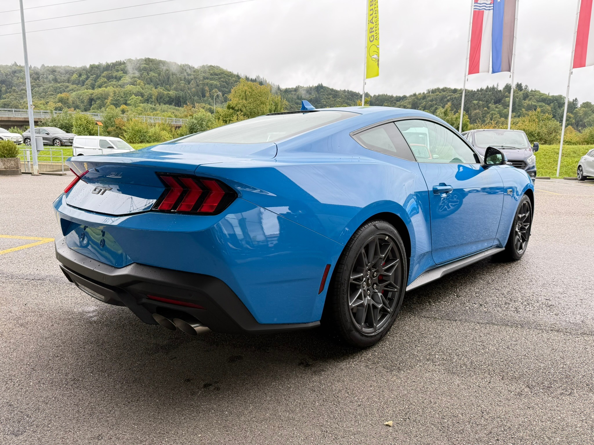 listing desktop thumbnail image 5