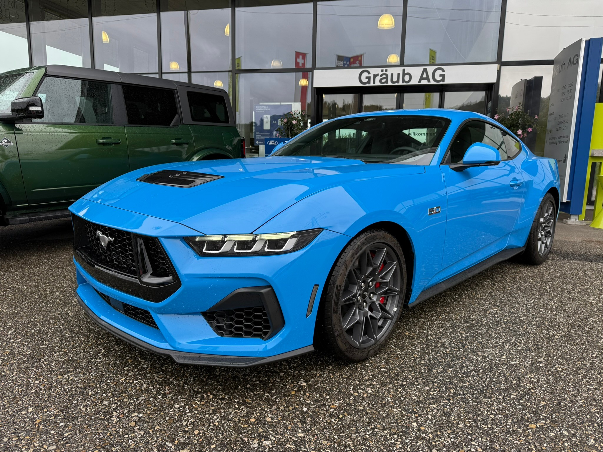 listing desktop thumbnail image 2