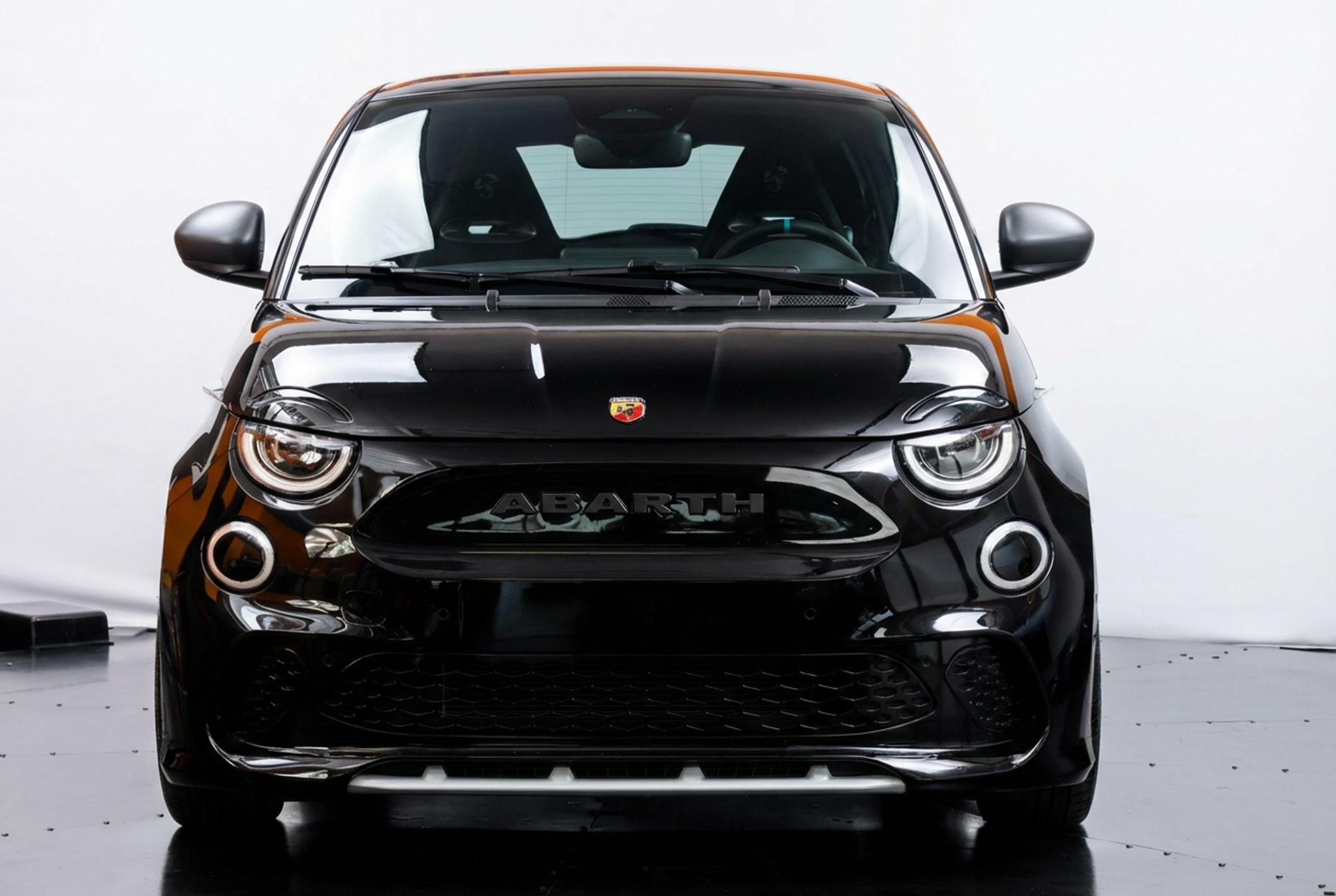 listing desktop thumbnail image 1