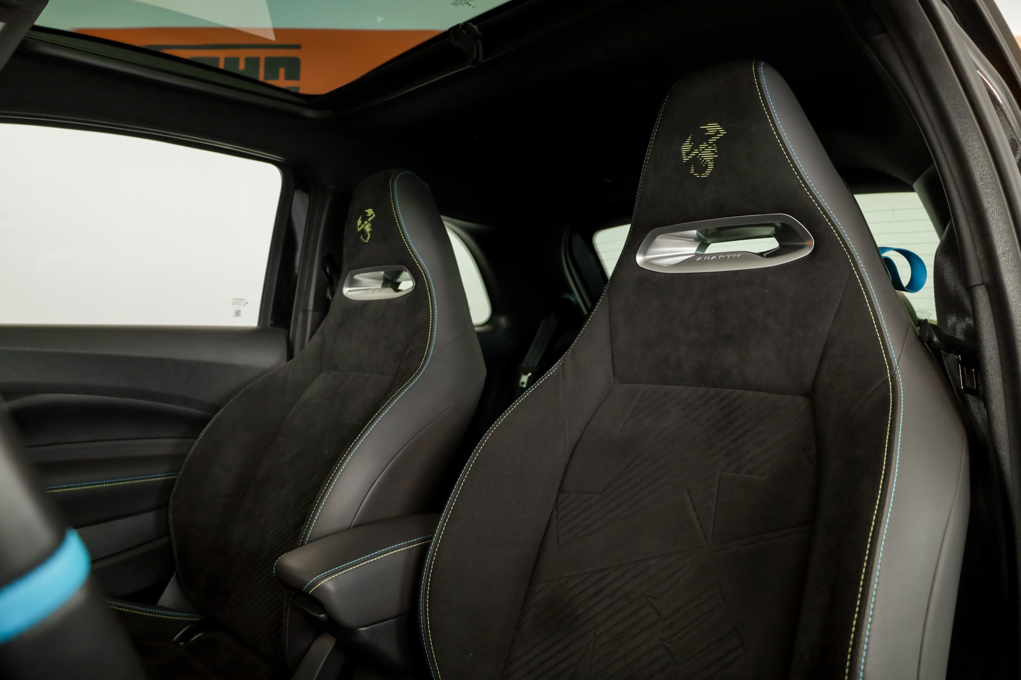 listing desktop thumbnail image 13