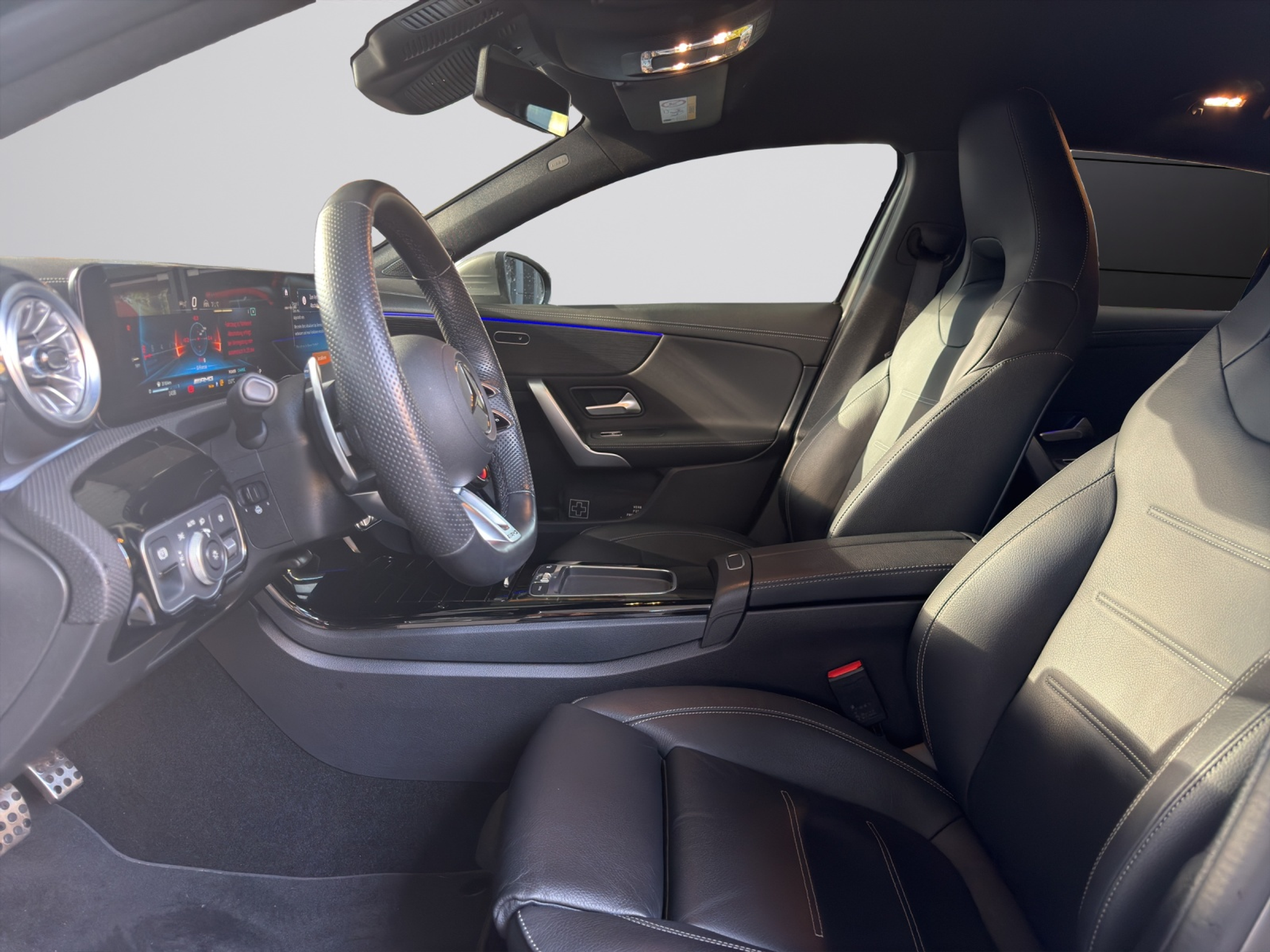 listing desktop thumbnail image 4