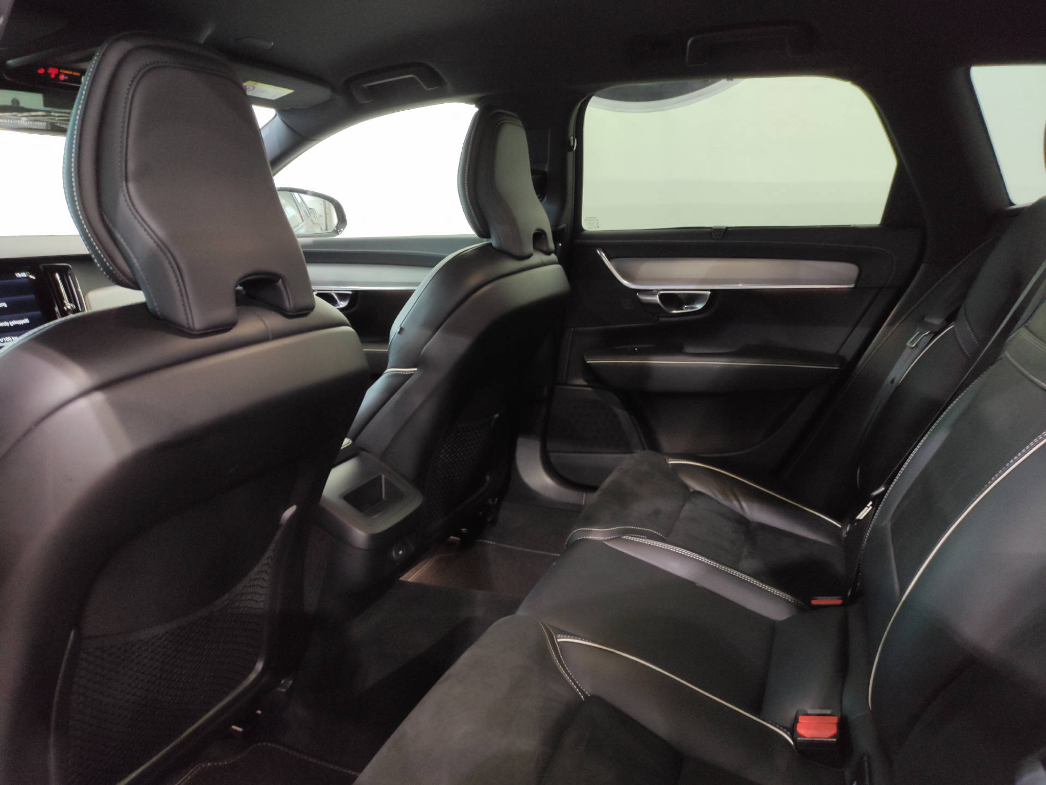 listing desktop thumbnail image 12