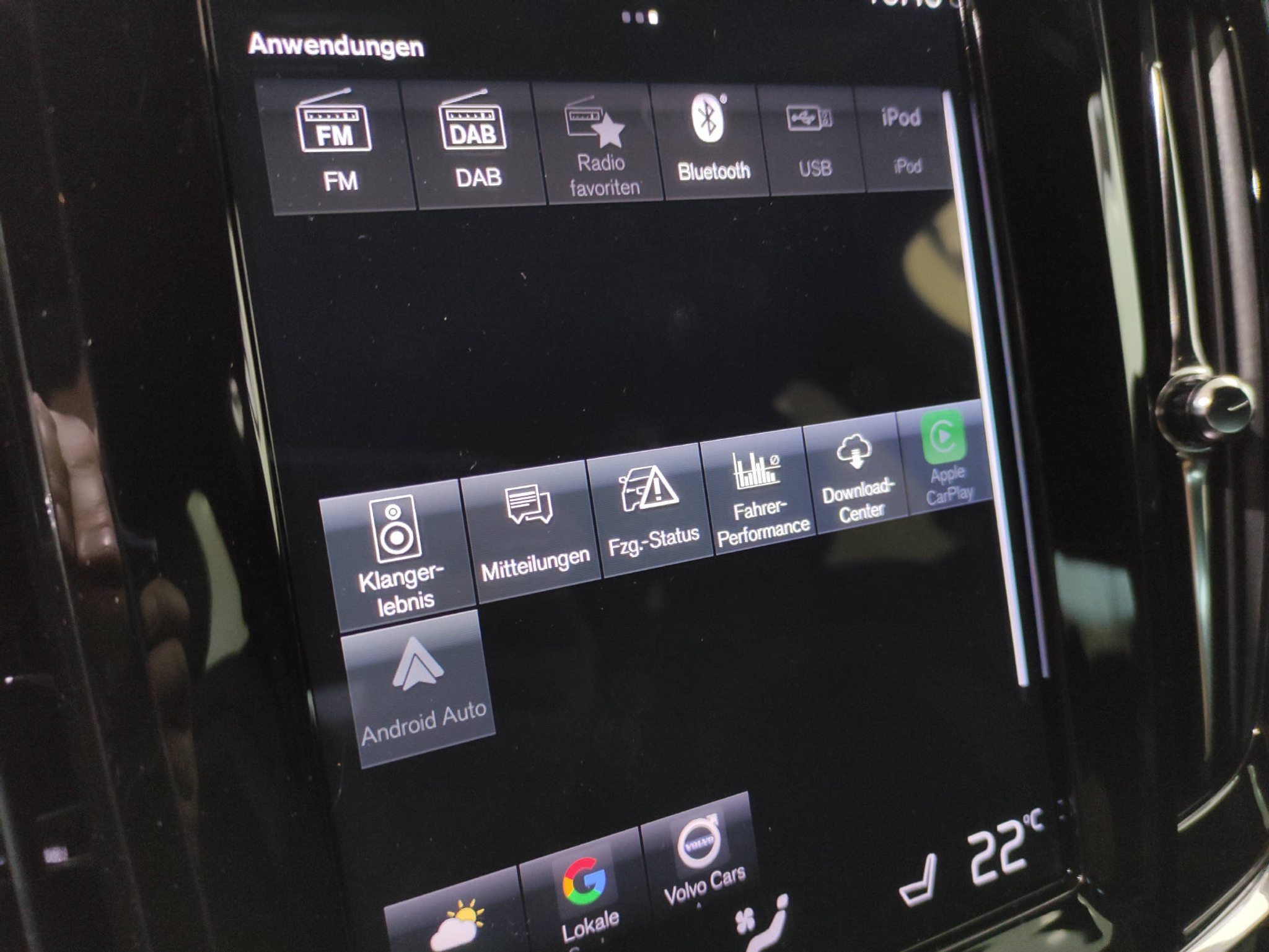 listing desktop thumbnail image 8