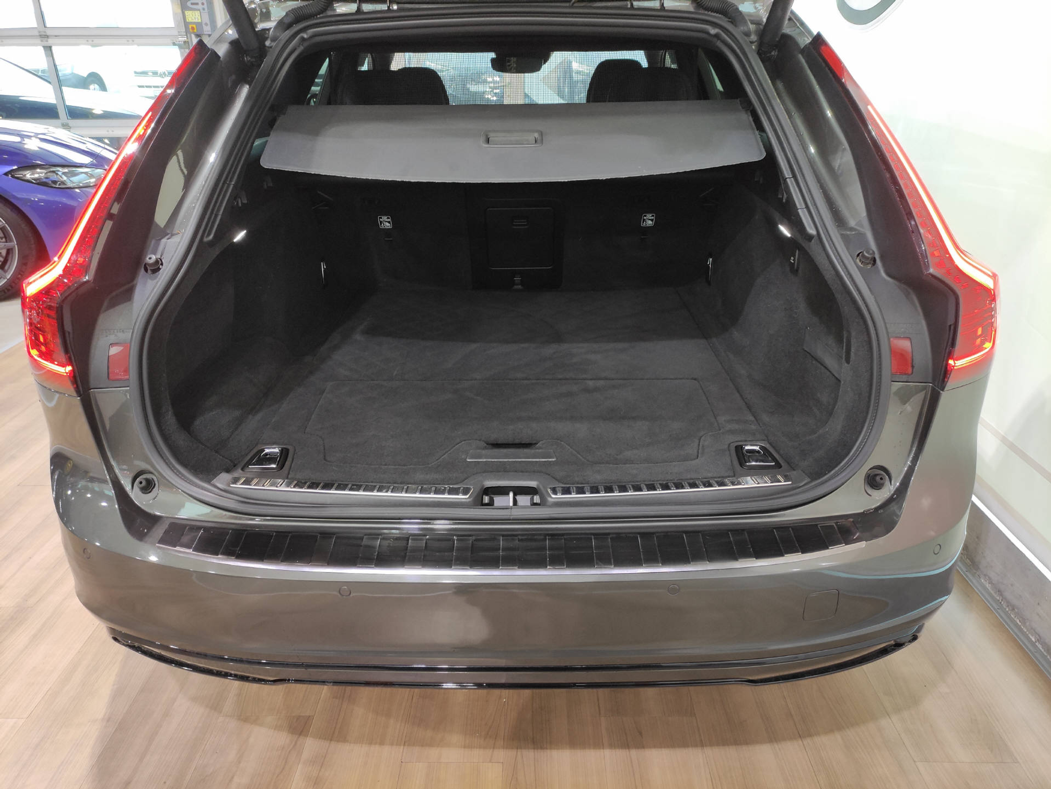 listing desktop thumbnail image 13