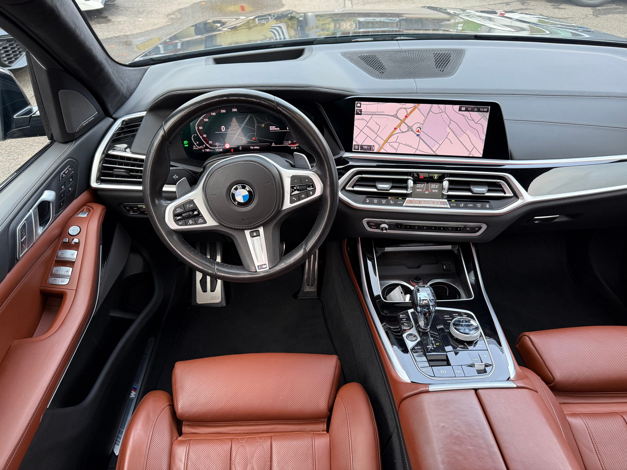 listing desktop thumbnail image 18