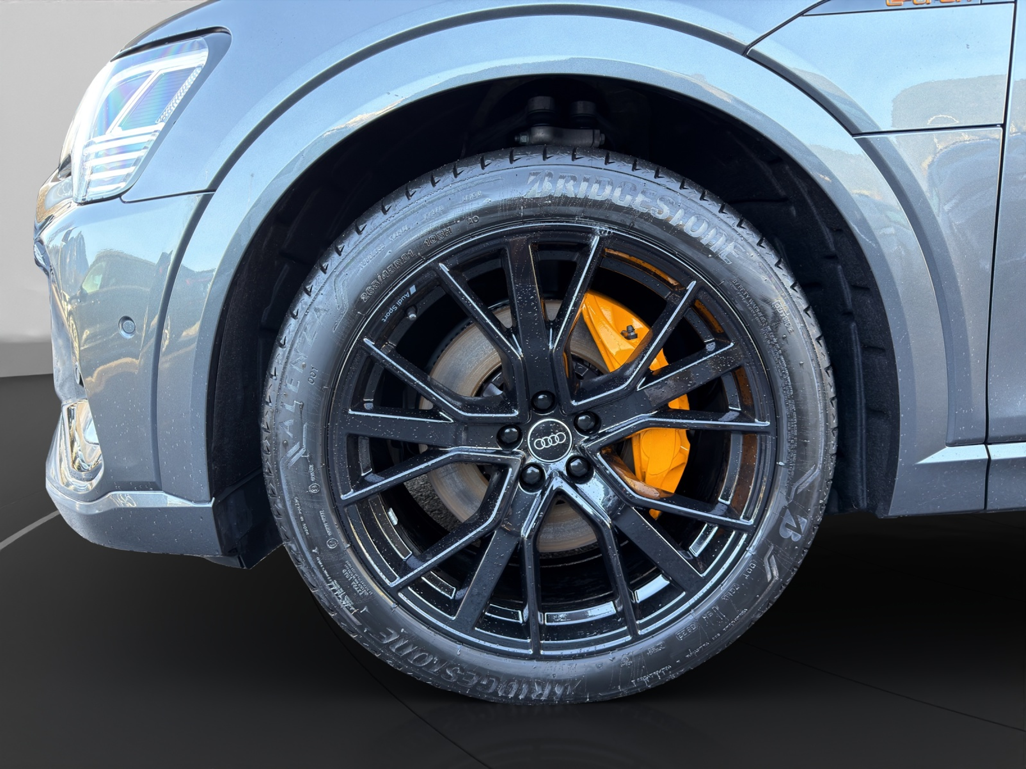 listing desktop thumbnail image 10