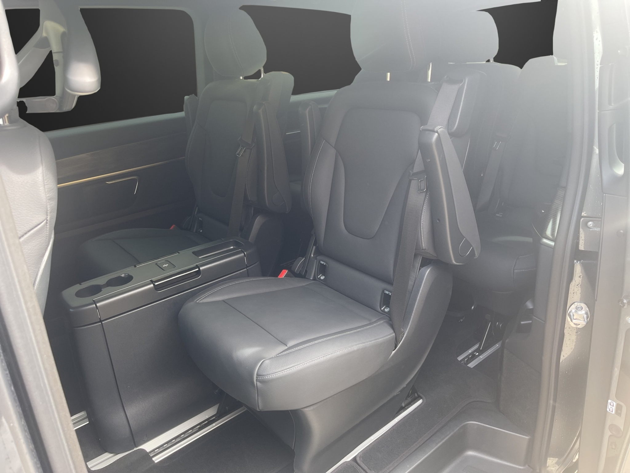 listing desktop thumbnail image 9