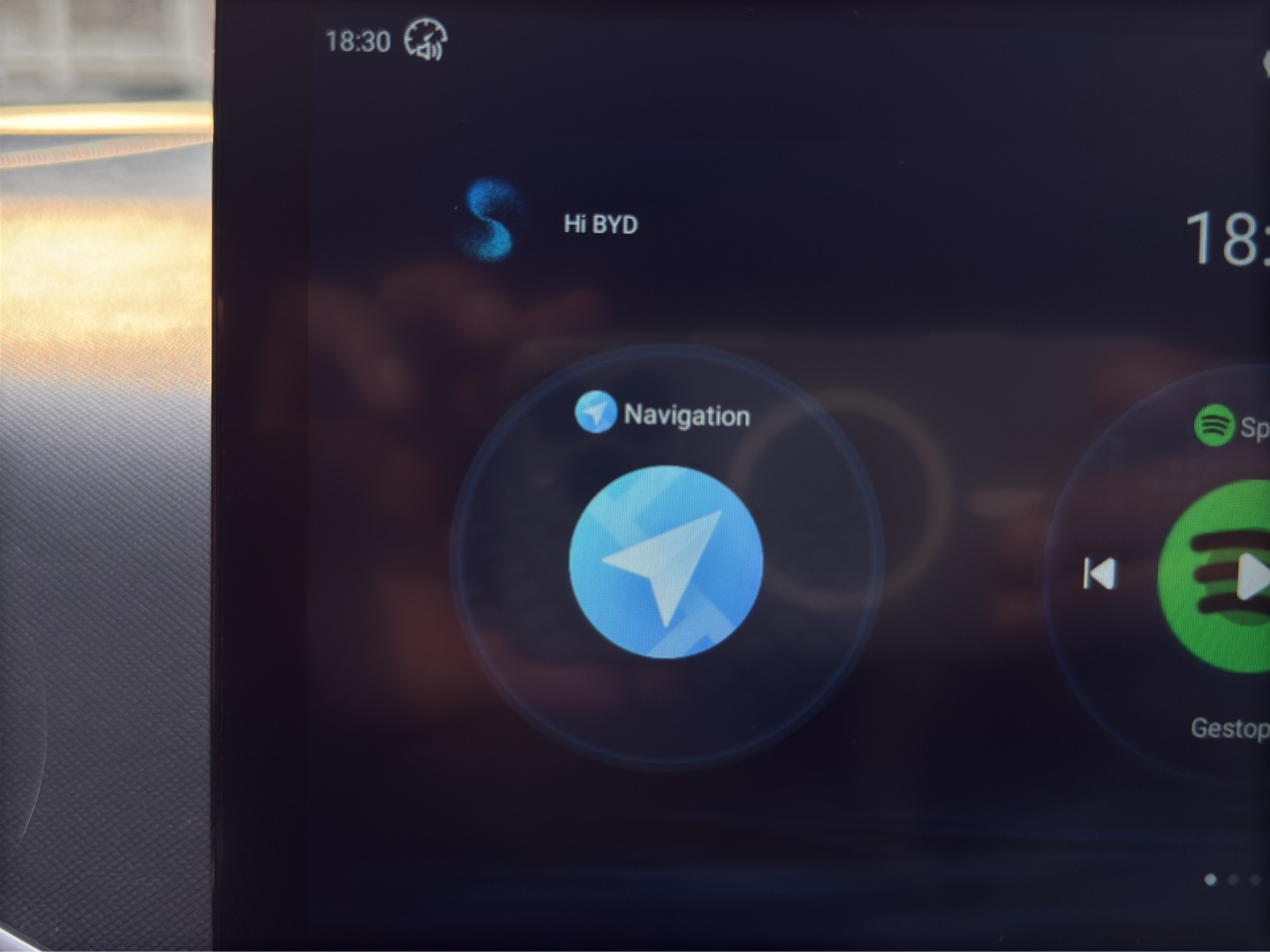 listing desktop thumbnail image 24