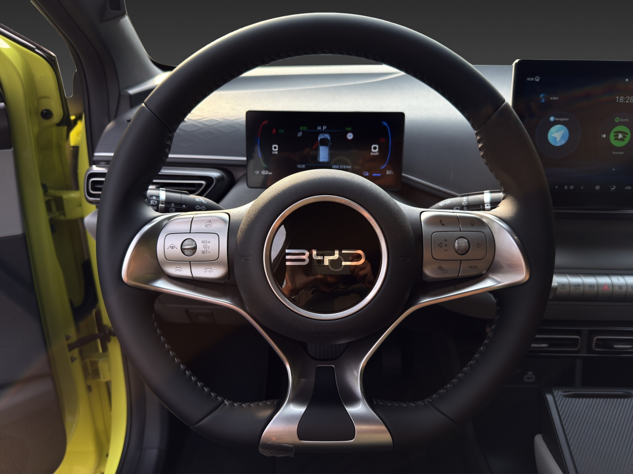 listing desktop thumbnail image 10