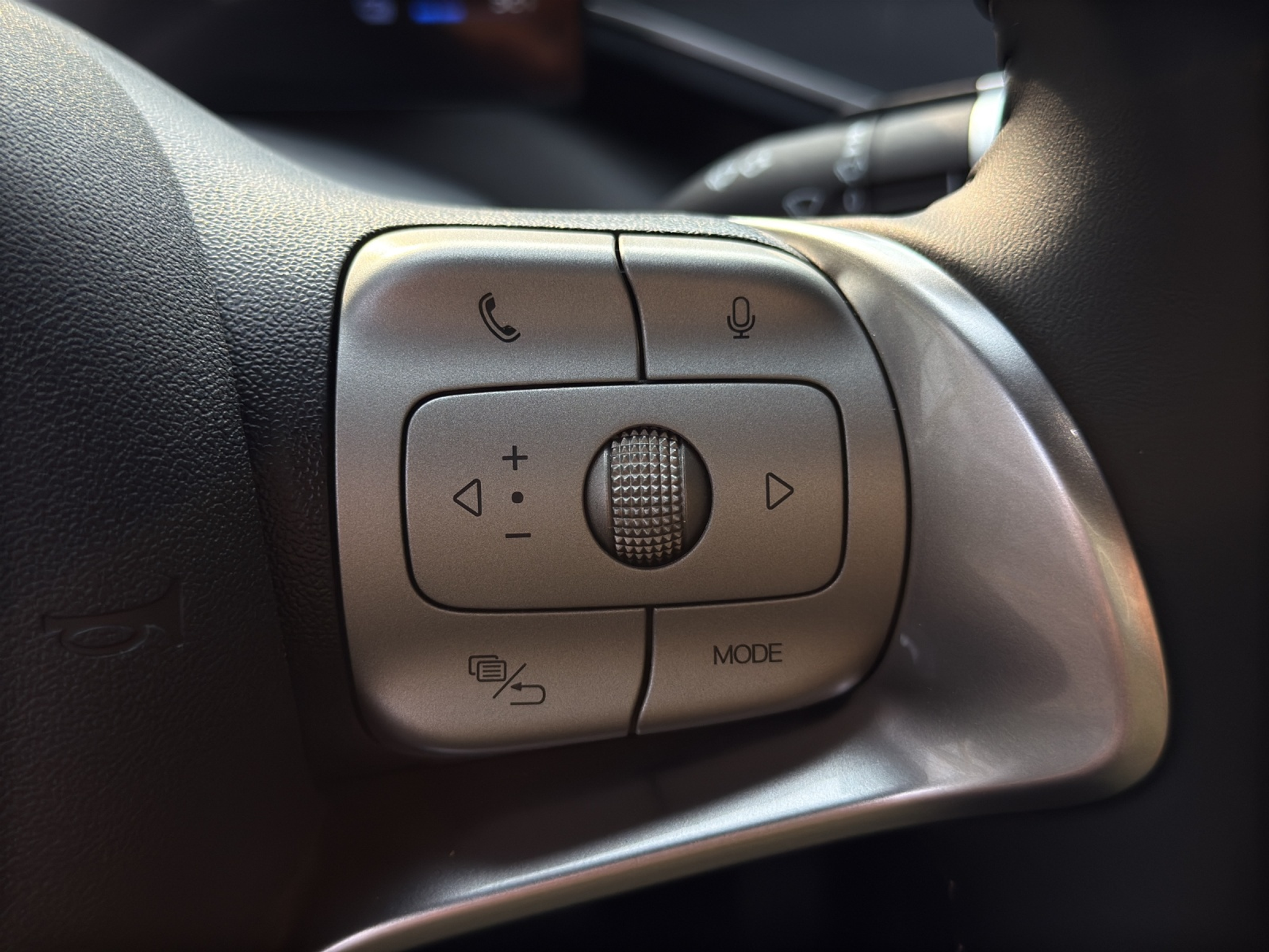 listing desktop thumbnail image 21