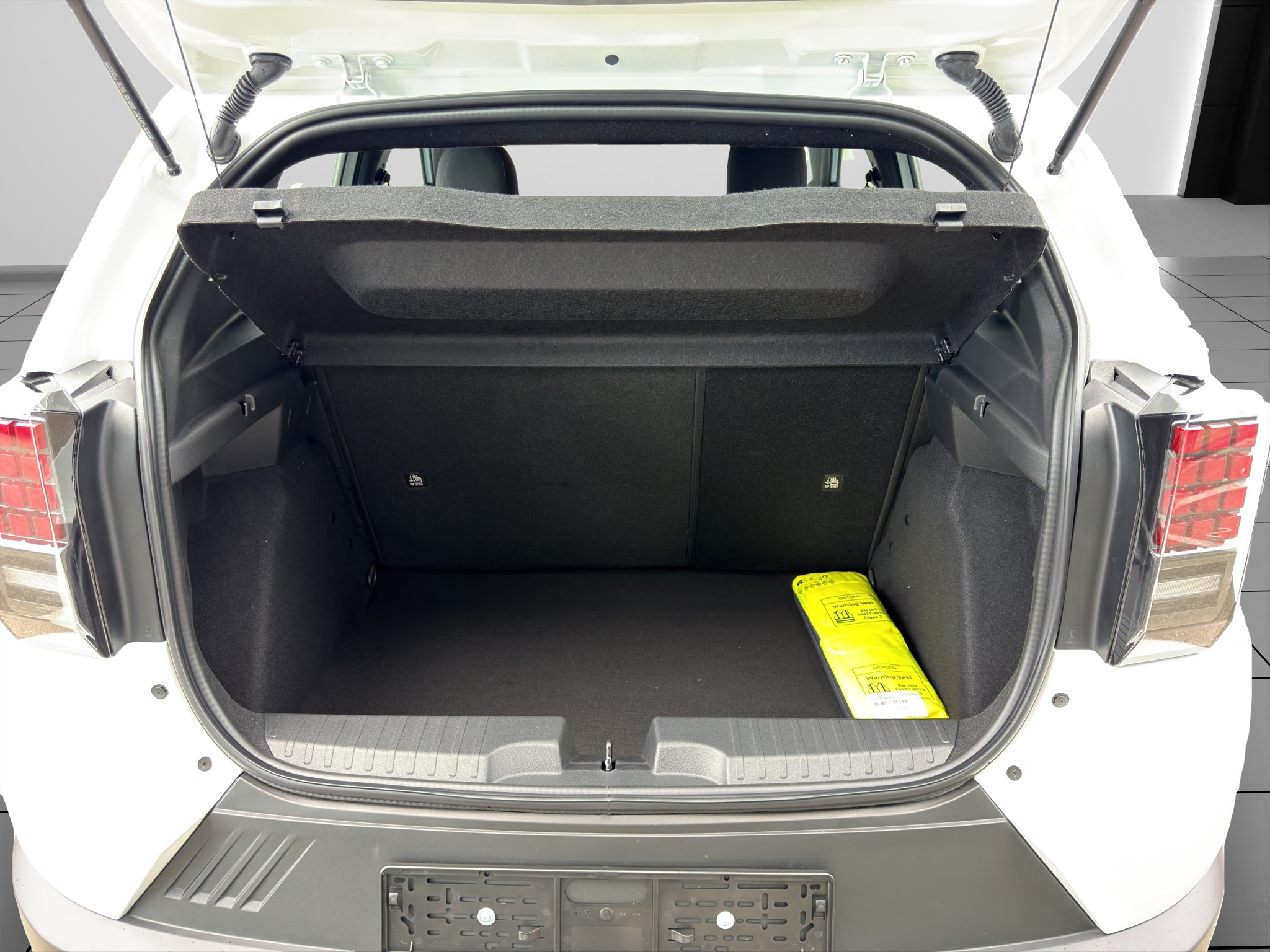 listing desktop thumbnail image 13