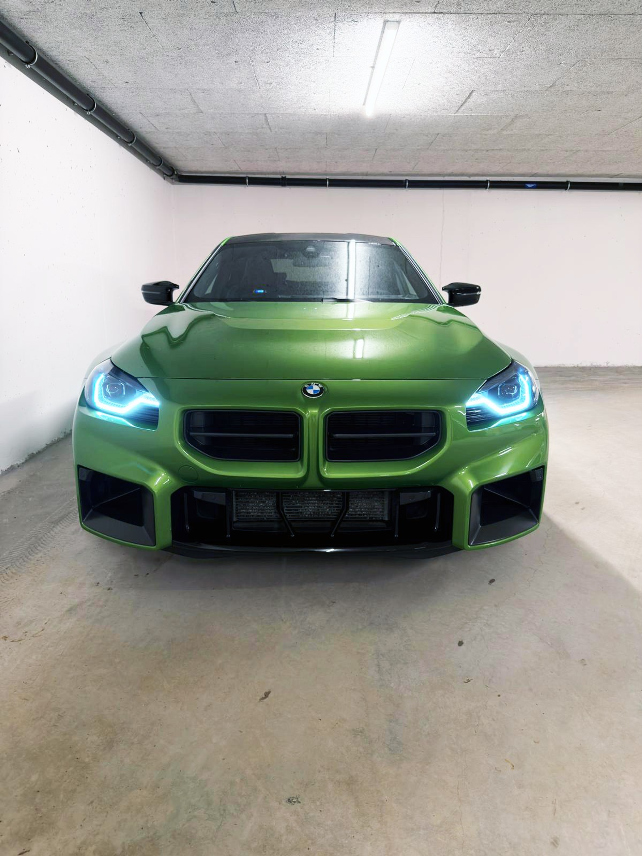 listing desktop thumbnail image 1