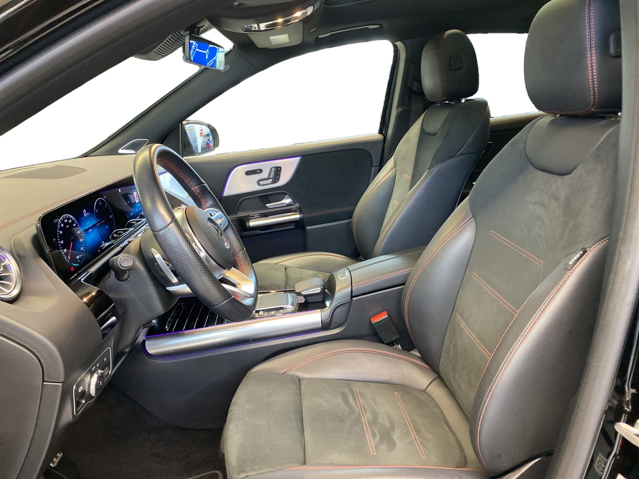 listing desktop thumbnail image 6