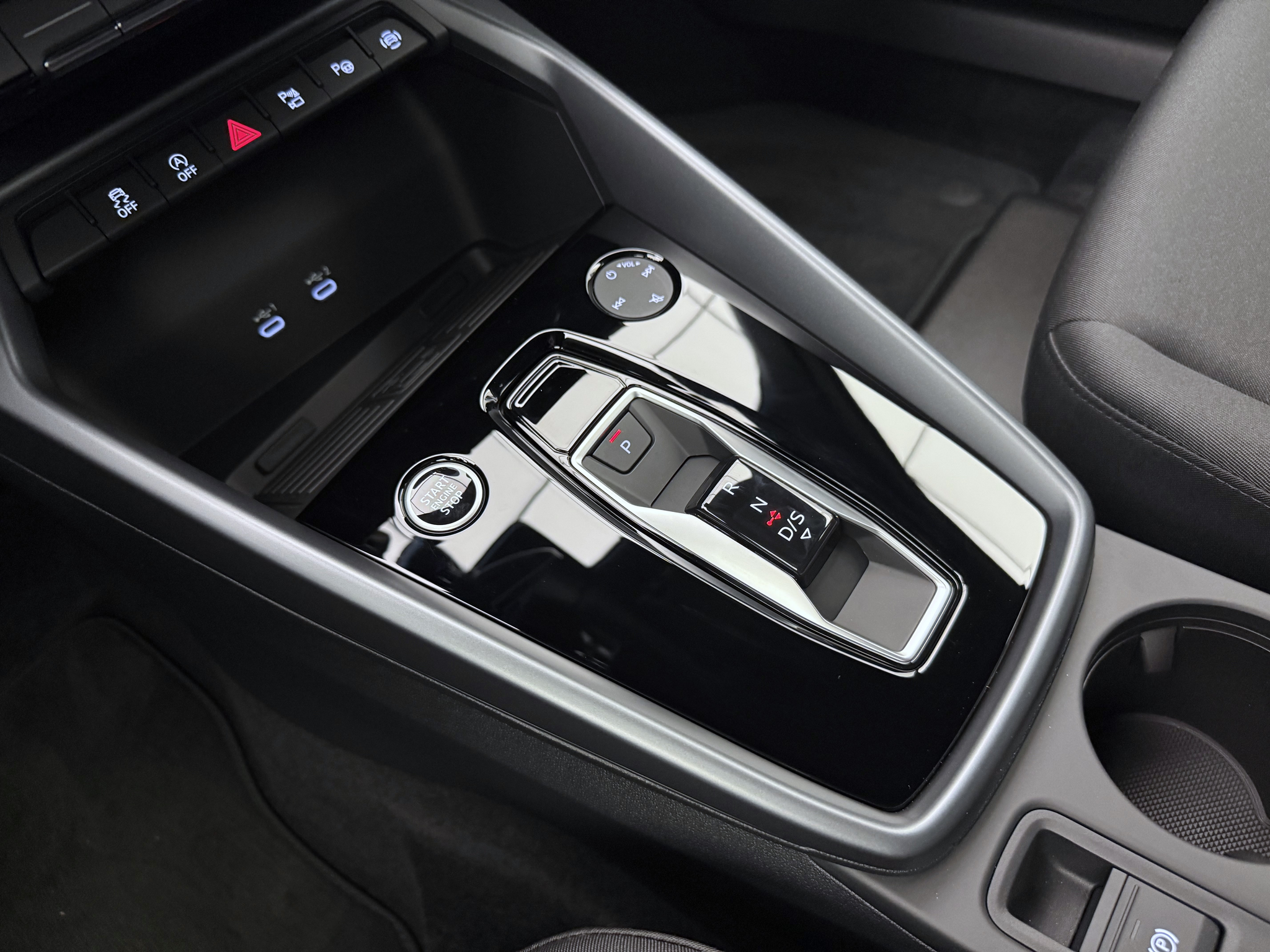 listing desktop thumbnail image 11