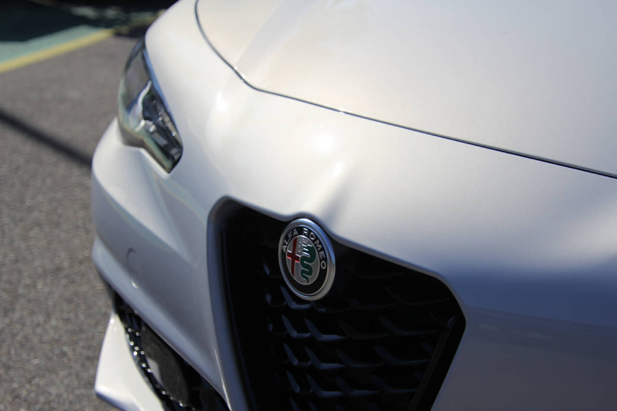 listing desktop thumbnail image 7