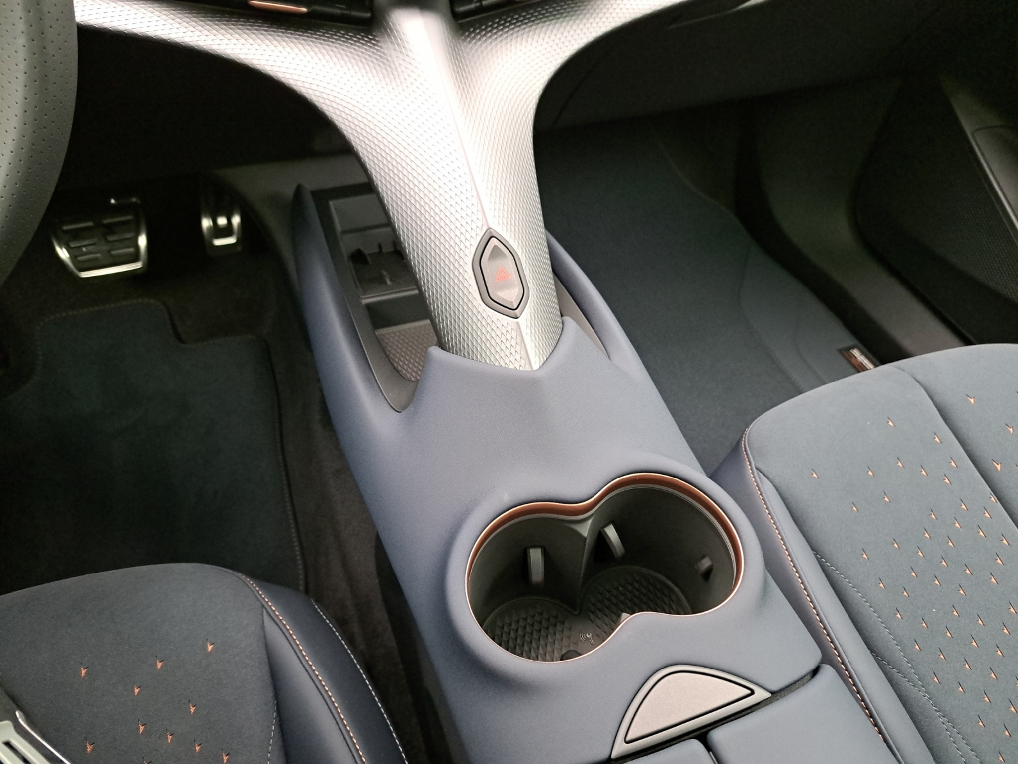 listing desktop thumbnail image 12