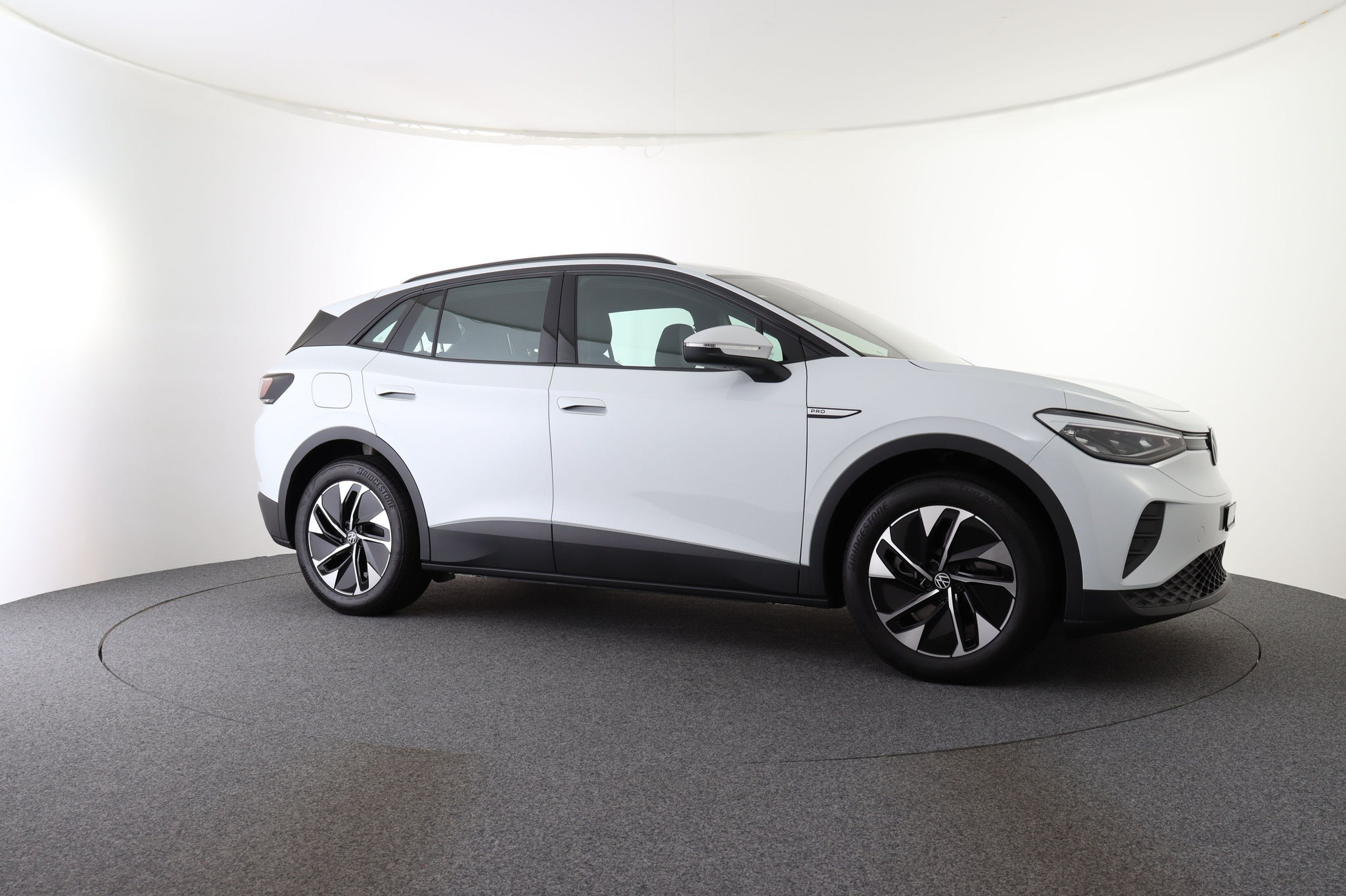 listing desktop thumbnail image 2